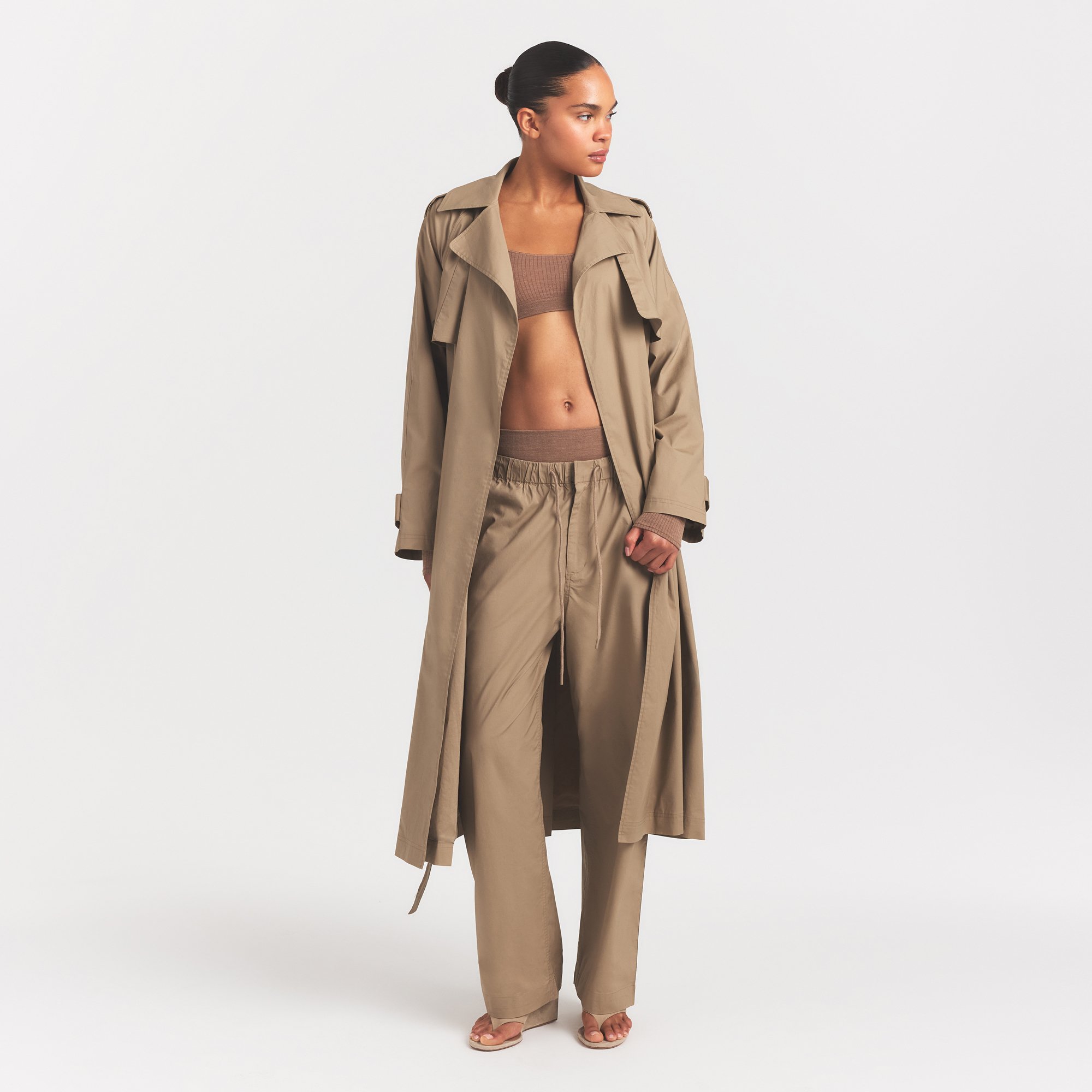 OW-COA-11866W-DES-DB-SKIMS-LOUNGEWEAR_0015-FR.jpg