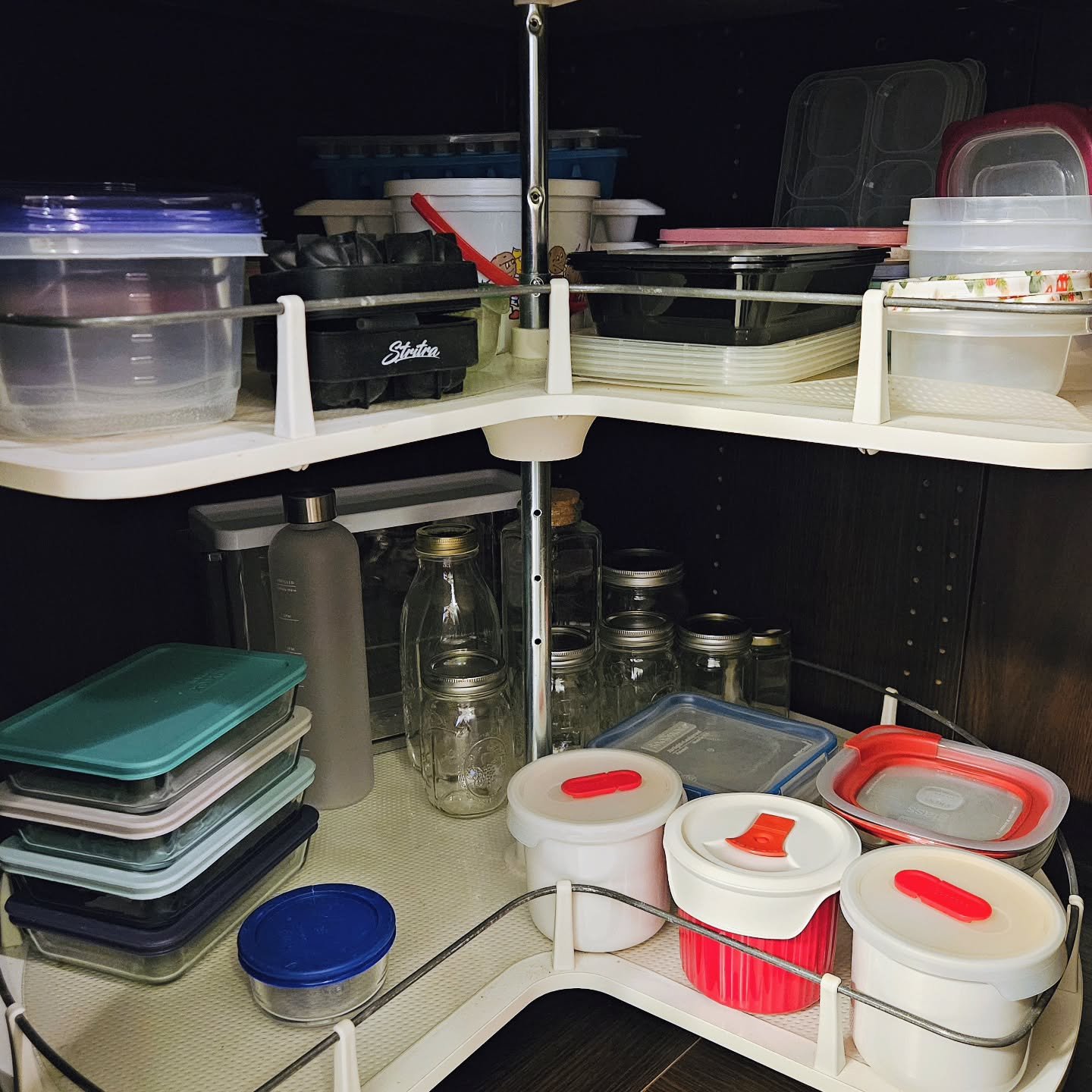 What if I told you, it's okay to let go of perfect and aim for function when it comes to organization? If you need affirmation that your home does not have to look "Pinterest-ready", head over to the blog for a few words of encouragement. 
