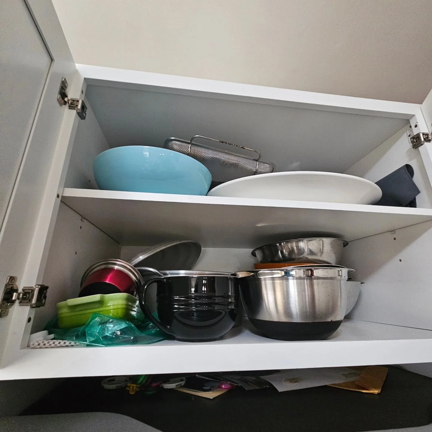 Let's talk about small starts and big outcomes. It's easy to feel overwhelmed when it comes to organizing projects but the key is to break it down to bite-sized portions. Start with a drawer or a shelf or even just the top of your nightstand and you'