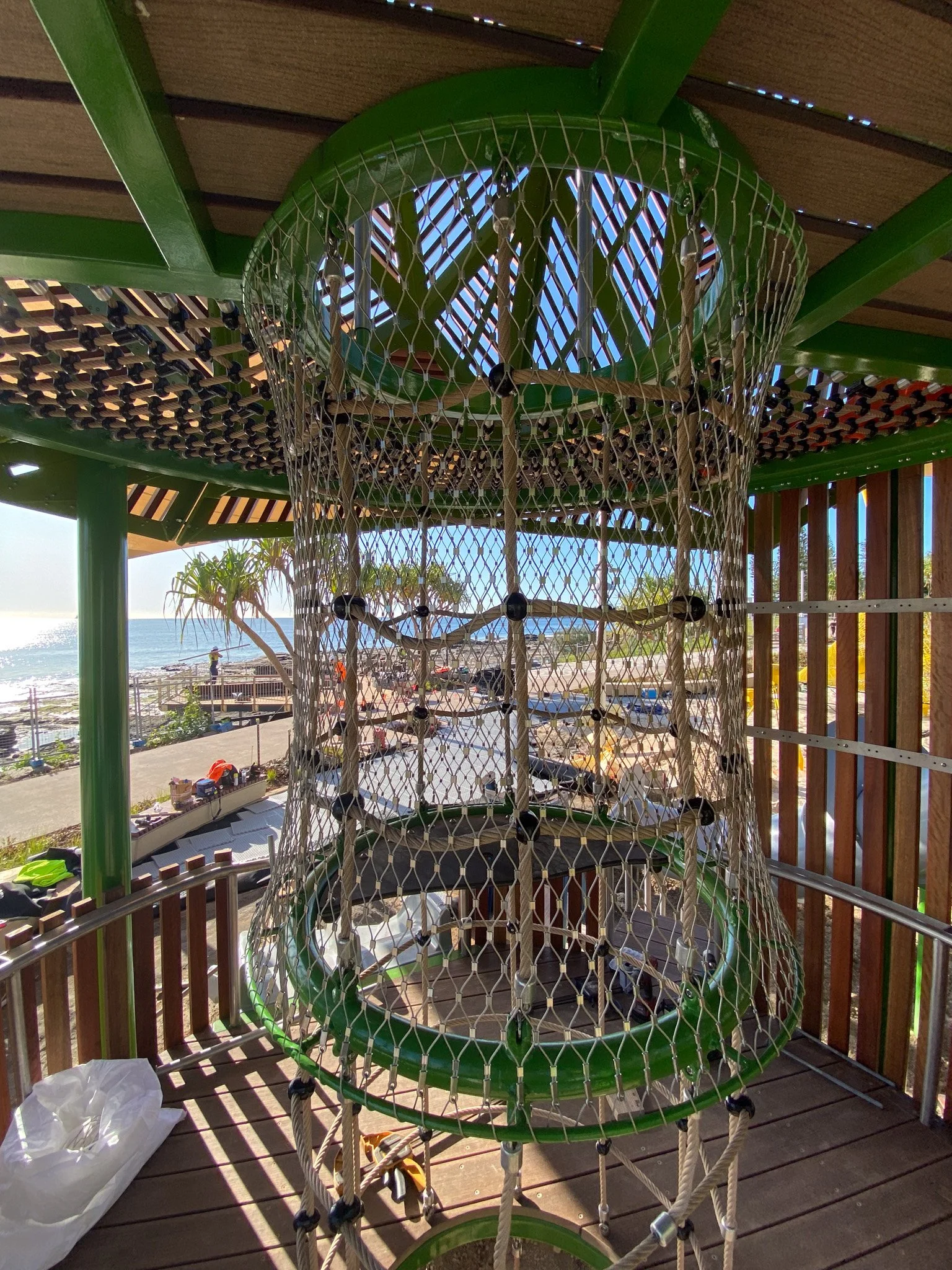 Flexi-mesh barriers installed by Bespoke Wire & Rope for Mooloolaba Foreshore Playground in QLD with Murphy Builders, Forge, AECOM, and Bark Architects.