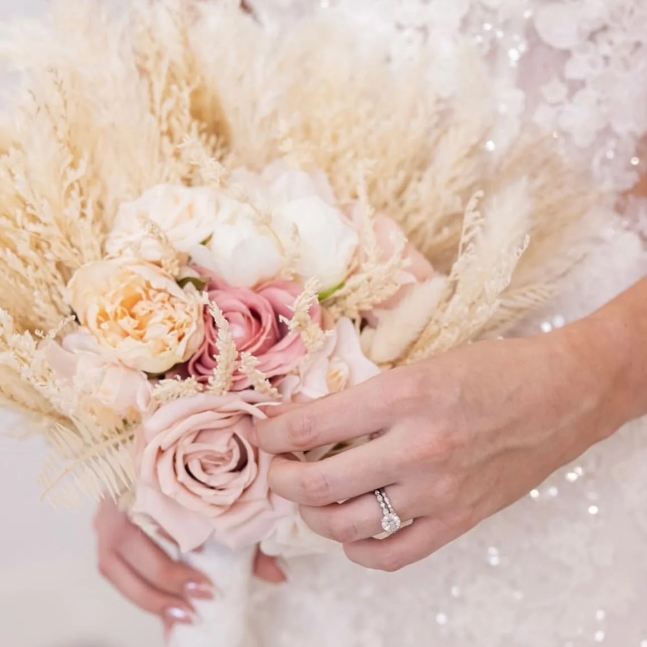 We loved bringing this bride&rsquo;s vision to life with her bridal bouquet, bridesmaids bouquets, corsages, and boutonnieres ✨ 

Swipe for all the dreamy details &rarr;

Thank you @skylin.echtle for letting us be apart of your love story 🤍

#foreve