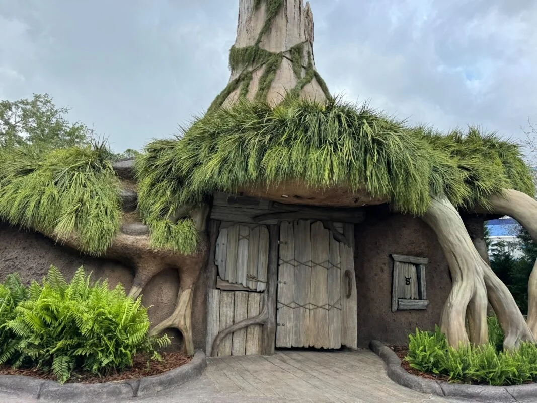 Moss and shrubbery on Shrek's house, Doors