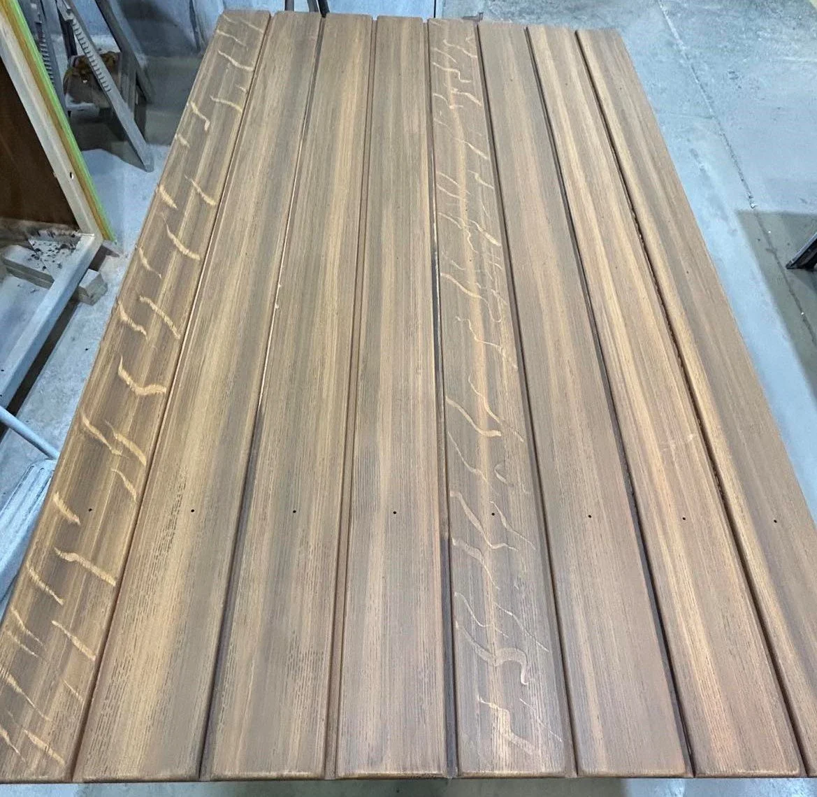 Quarter sawn wodgrain scenic treatment