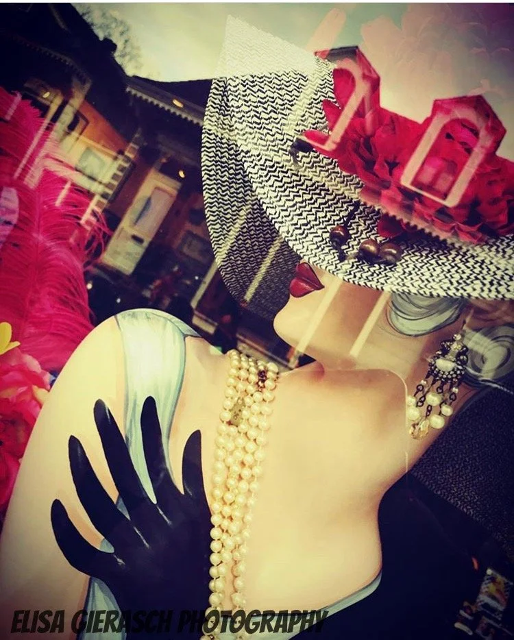 Southern Belle
Printed in "Gimlet eyes"
Prints for sale