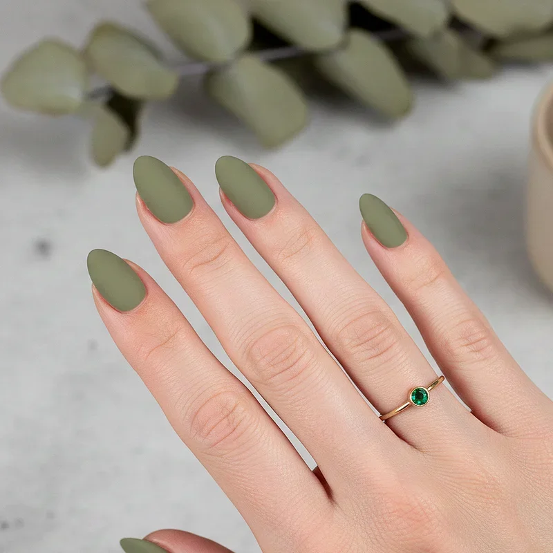 15 Olive Green Nail Ideas to Elevate Your Manicure