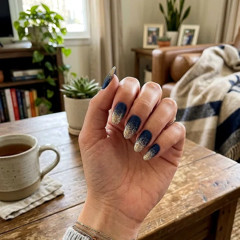 Navy Blue and Gold Nail Ideas