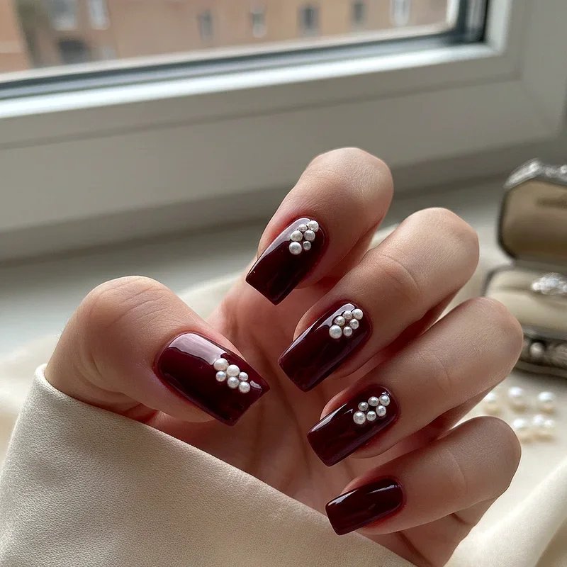 Burgundy Nail Ideas