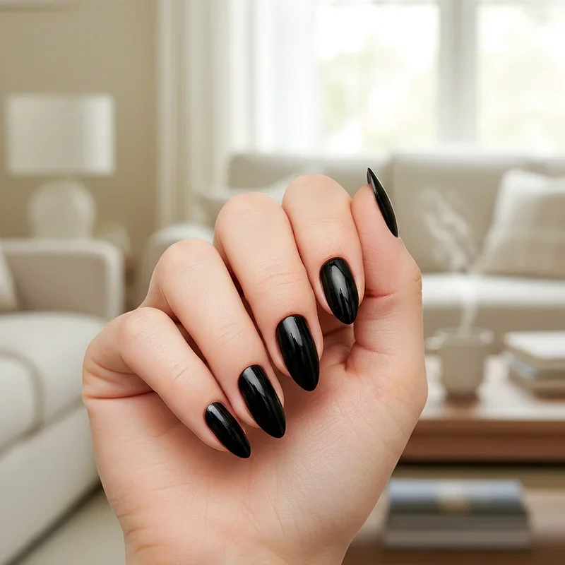 Black Summer Nail Ideas