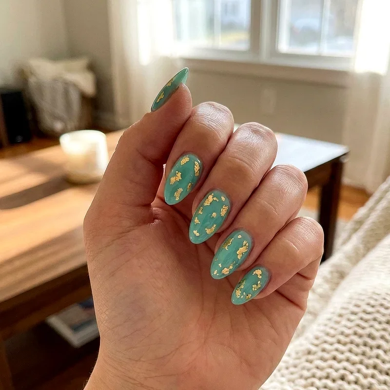 Aquamarine Nail Ideas