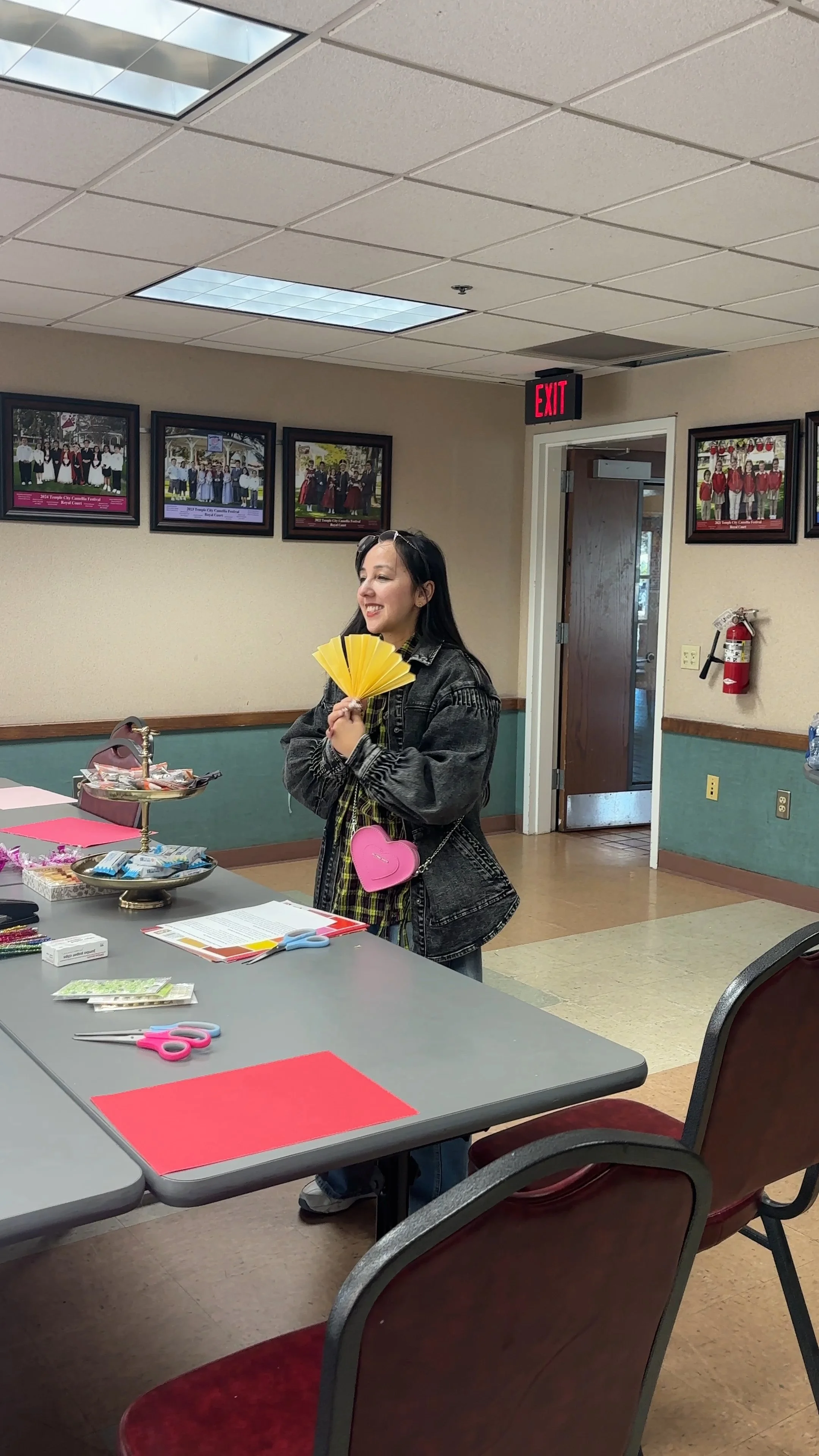 Introducing our seniors to the history and symbolism of the Chinese New Year fan before the crafting began.