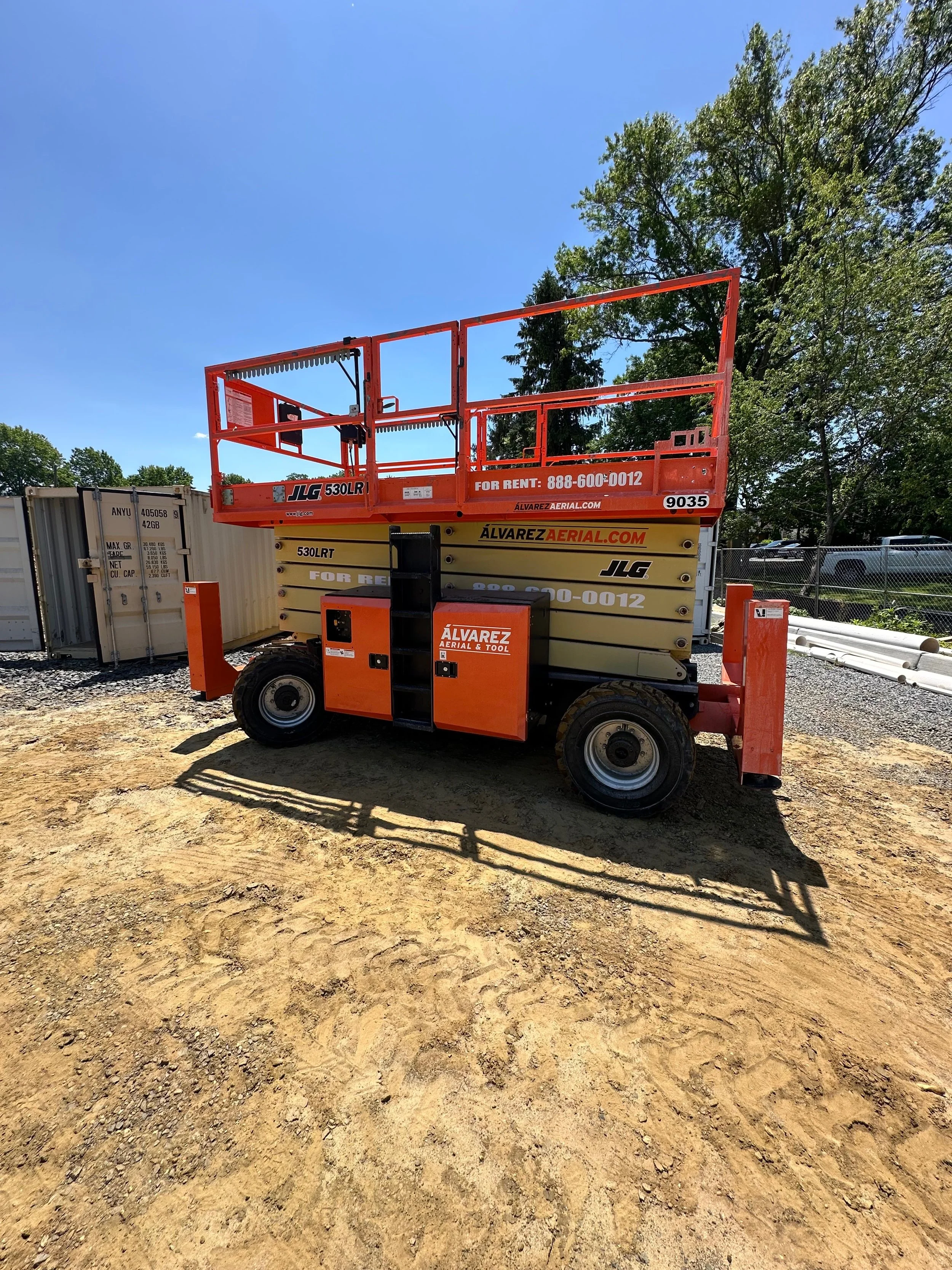 JLG 530LRT (2).jpeg
