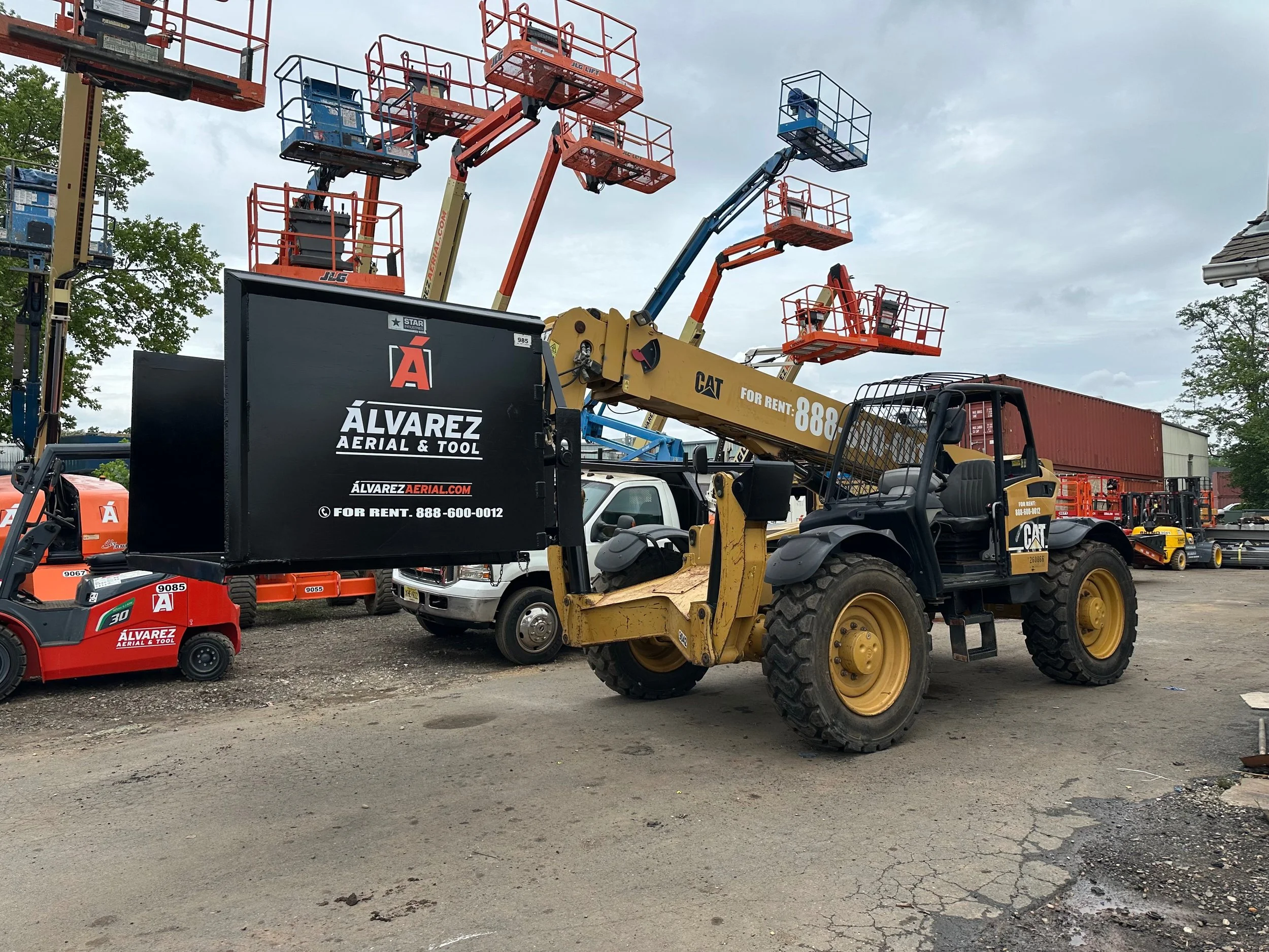 CAT 8K WITH HOPPER.jpeg