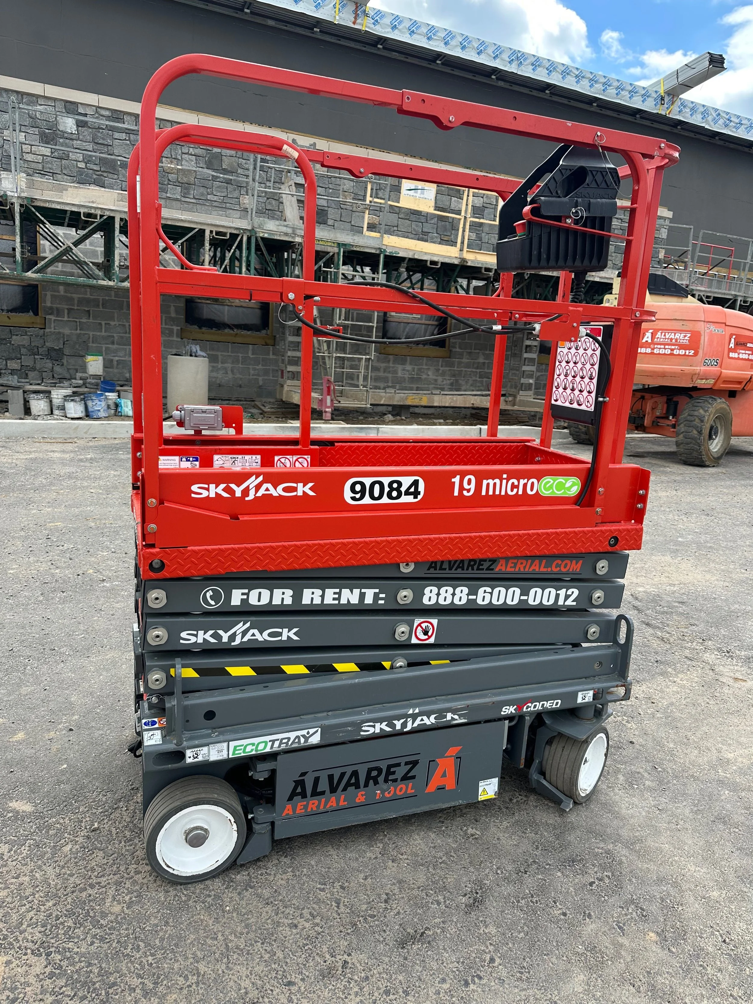 Skyjack 3219E 19ΓÇÖ Electric Scissor Lift-MICRO.jpeg