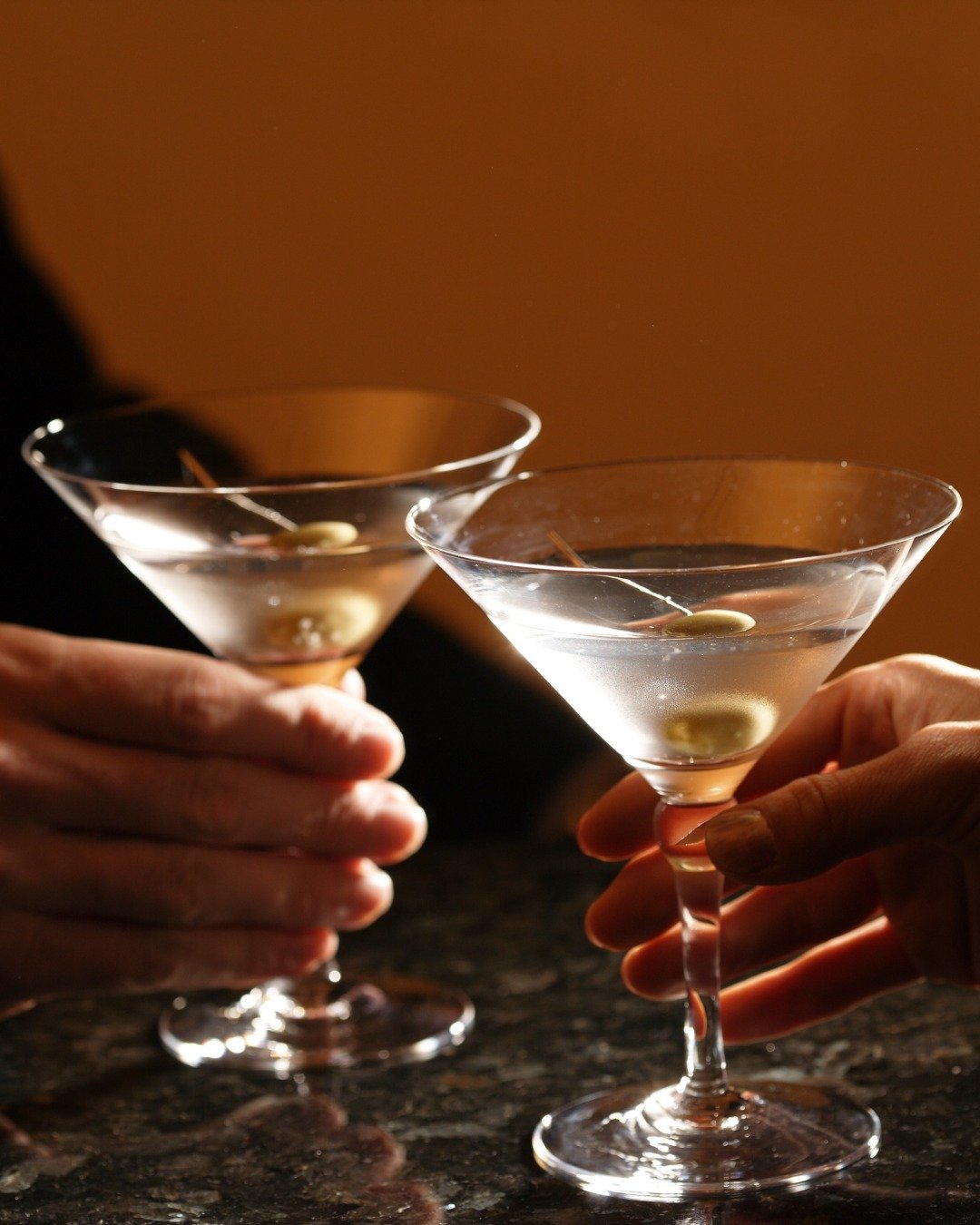 It's a martini kinda Monday, come and see us at the bar!

#desertmoon #palmsprings #dinner #dining #newrestaurant #hiddengem #downtown #dinegps #martini #monday