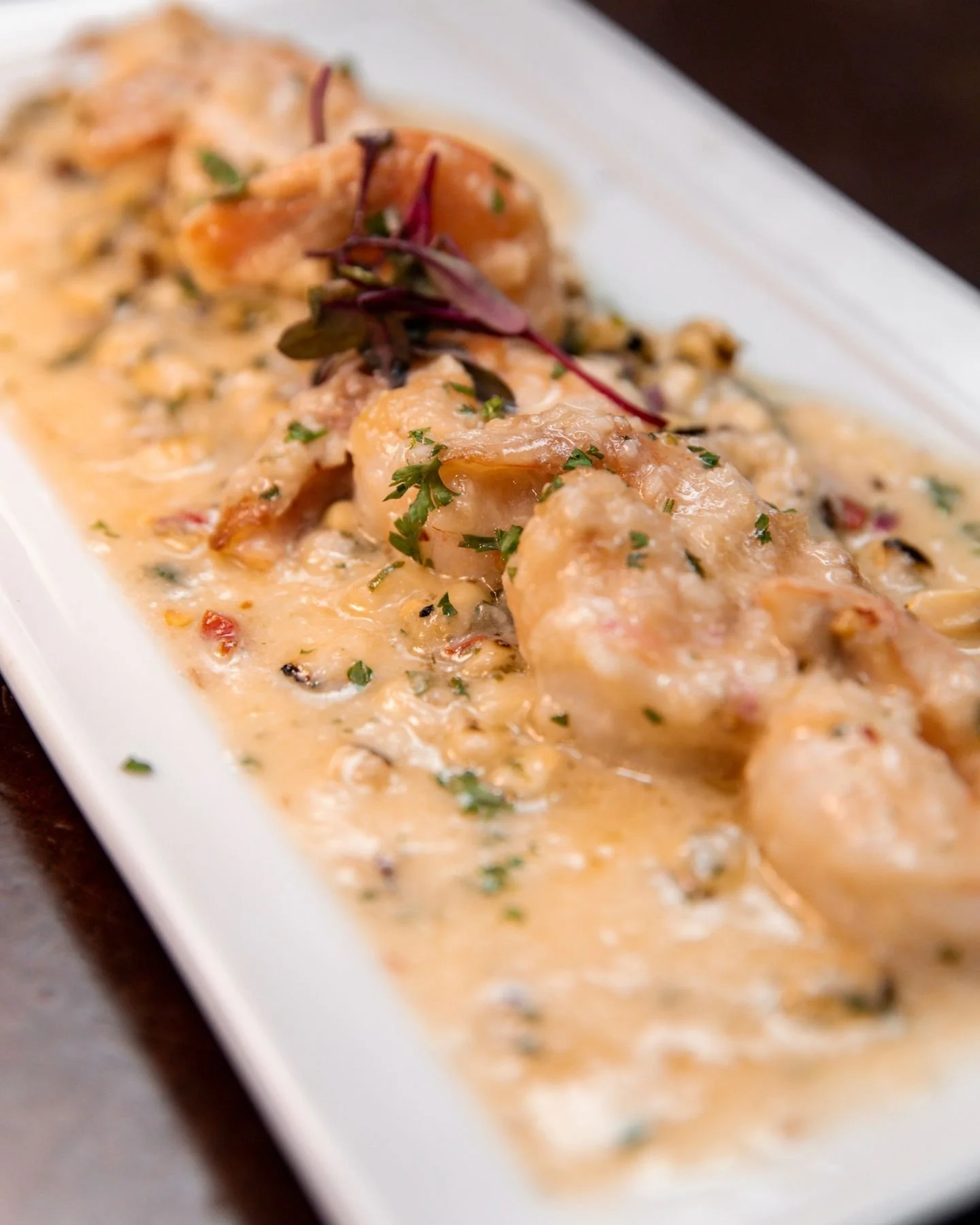 Join us for Happy Hour specials from 4-6 PM and dig into our incredible Tequila Lime Shrimp. Served with a bright corn relish and that light, tangy lime sauce, it's the perfect savory-citrus kick to start your evening. 🍤🍹

#desertmoon #palmsprings 