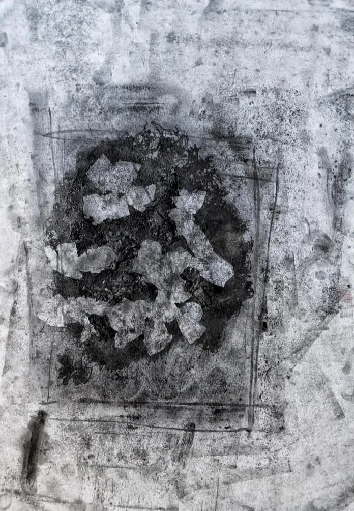 Untitled. Charcoal on paper, 30x42cm