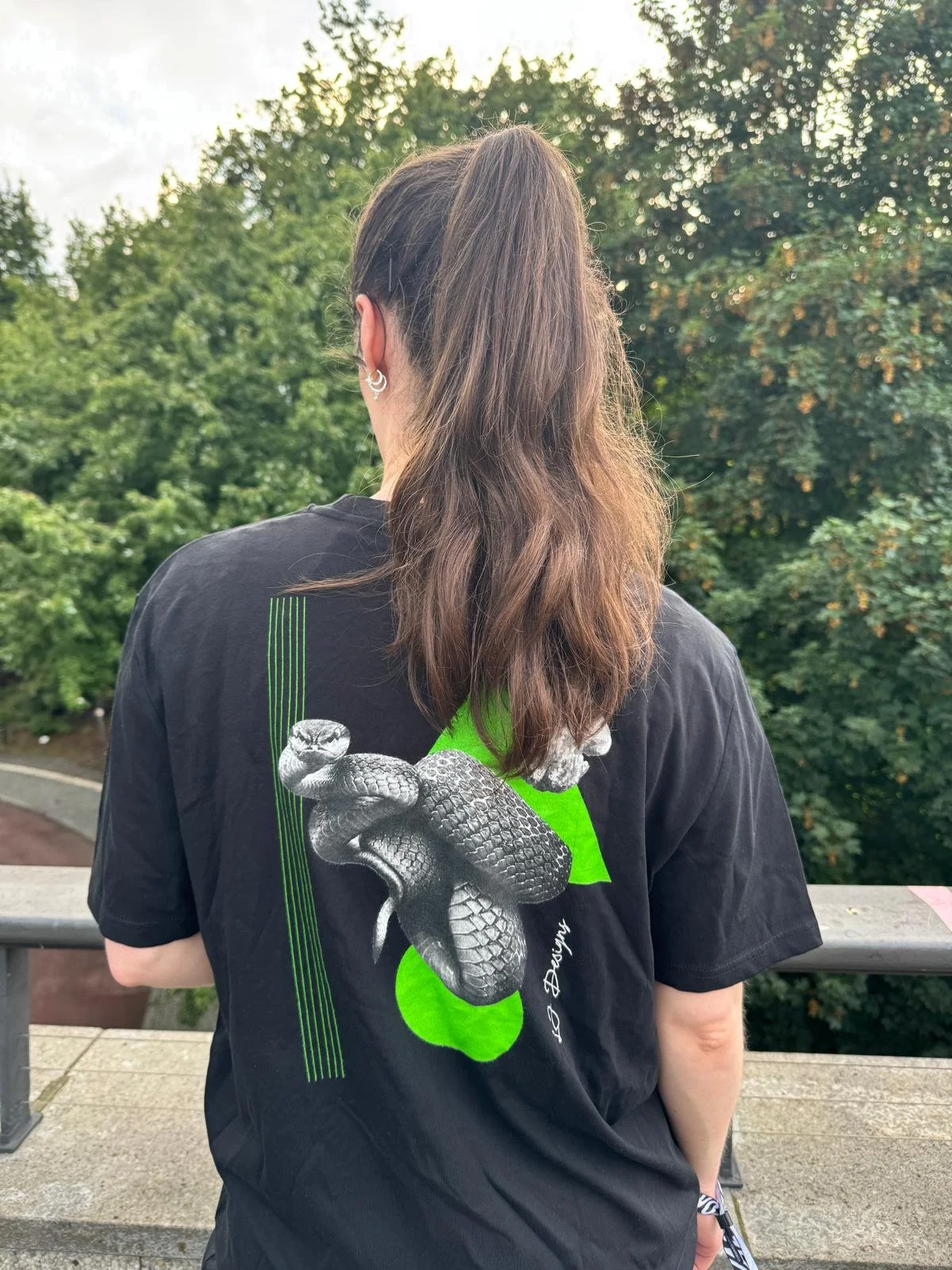 Shirt Rückenprint Schrödingers Katze