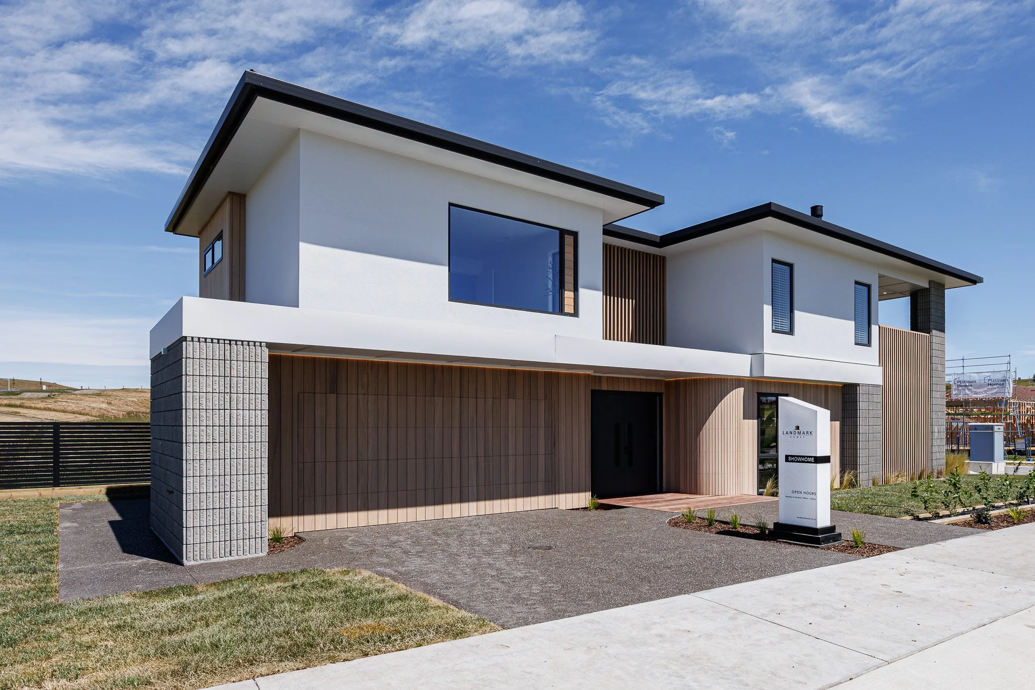 15 Mission Hills LR-3.jpg