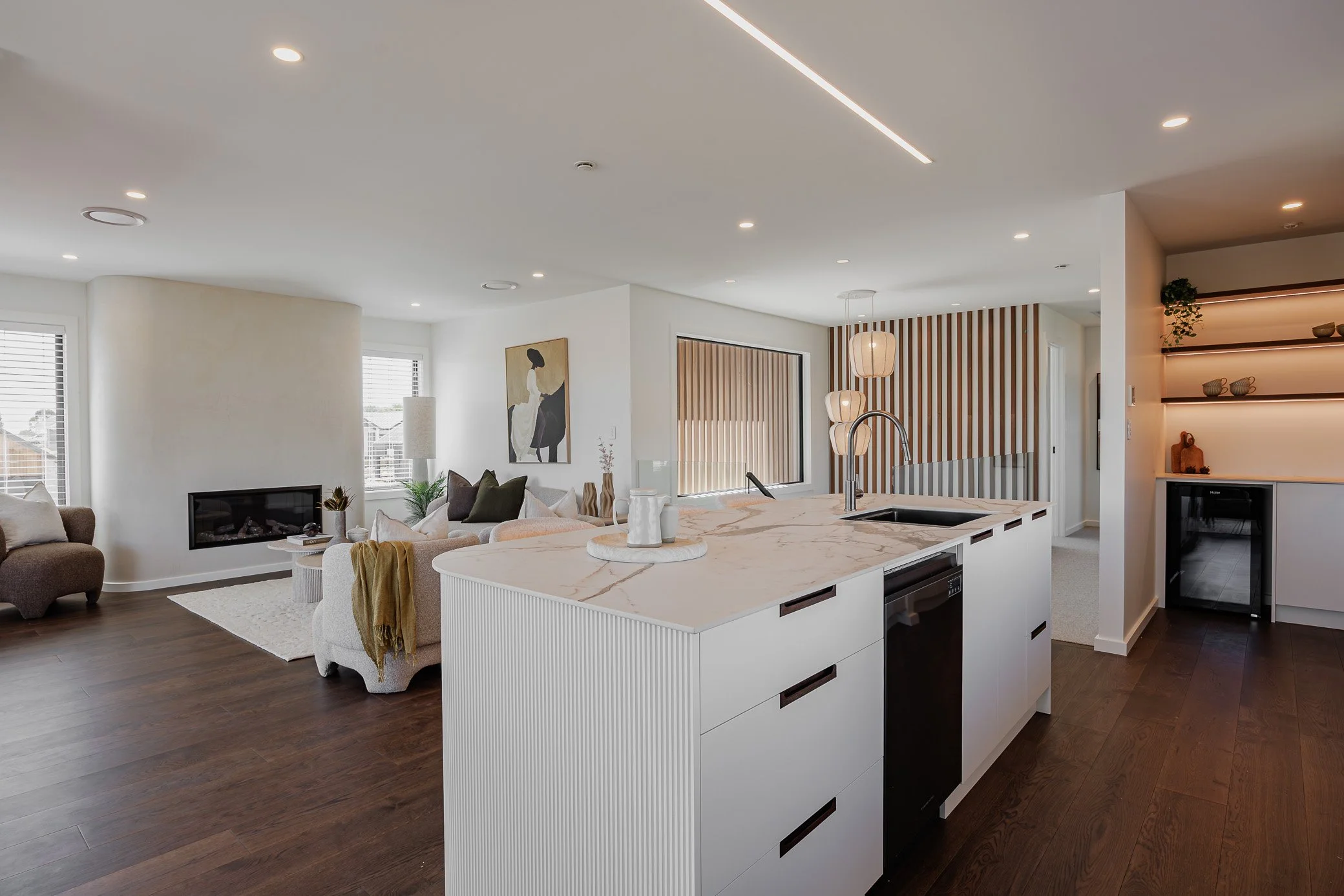 15 Mission Hills LR-17.jpg