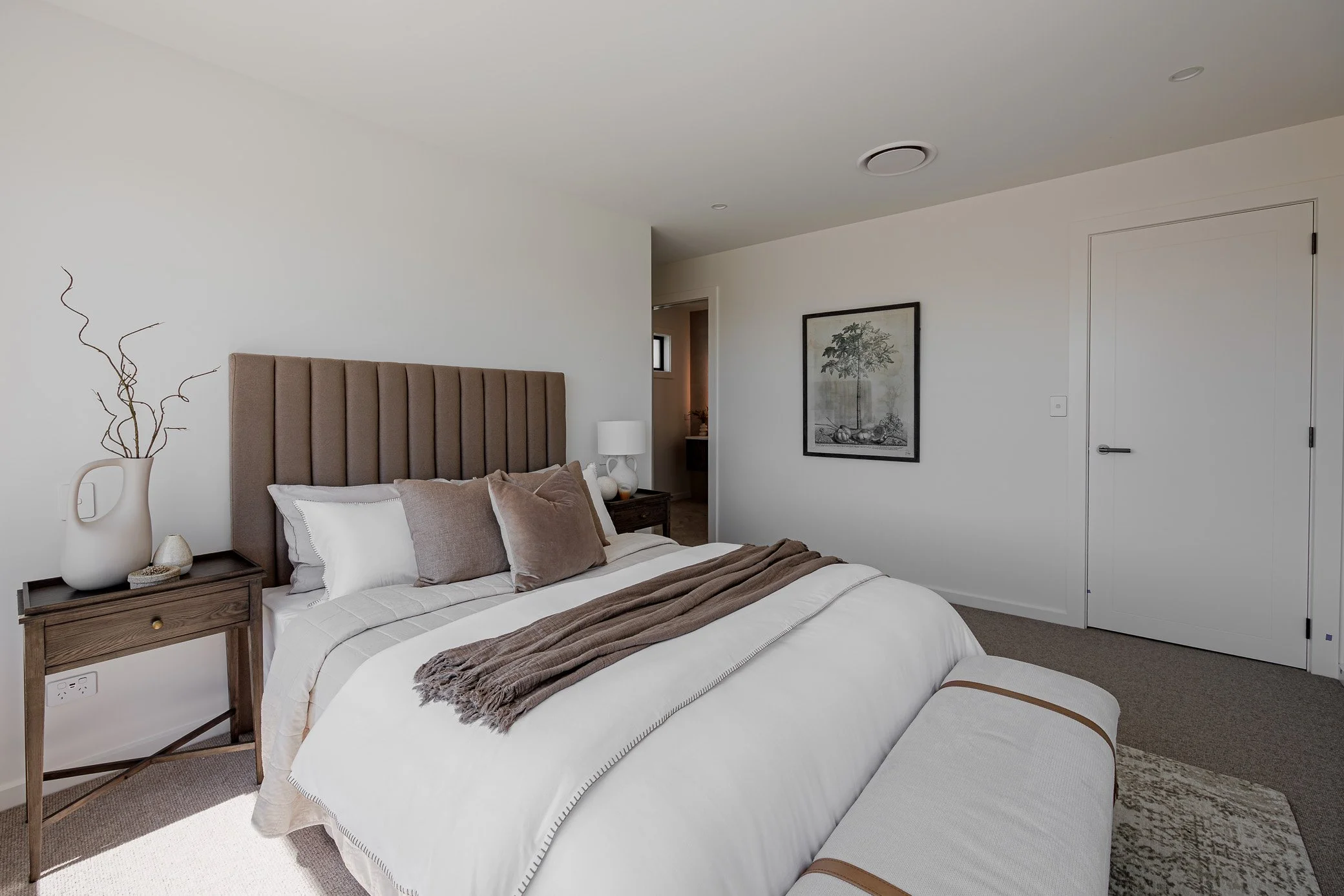 15 Mission Hills LR-29.jpg