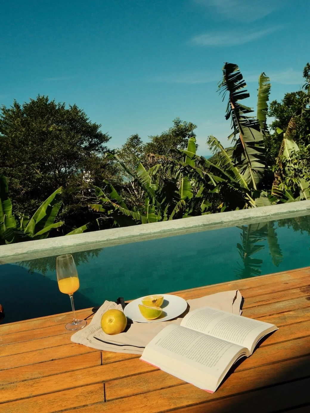 A quiet place to disappear for a while

#slowliving #retreat #islandlife #healingnature #cozycasa