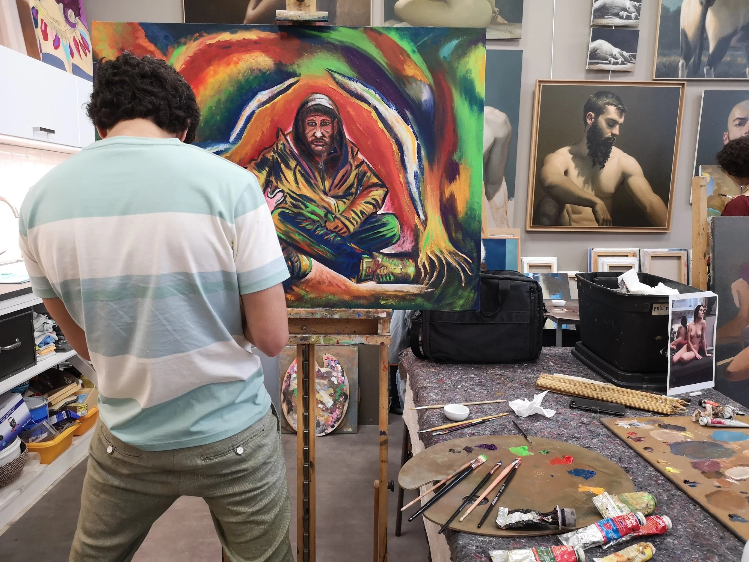 Stage de peinture à Laval en Mayenne, initiation aux glacis et aux superpositions de couleurs.