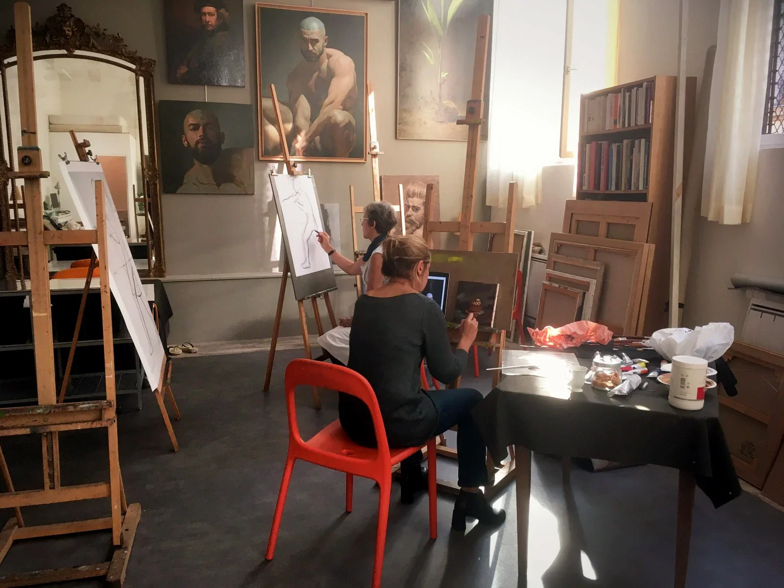 Cours de dessin et peinture à Montreuil près de Vincennes et Saint-Mandé, atelier beaux-arts.