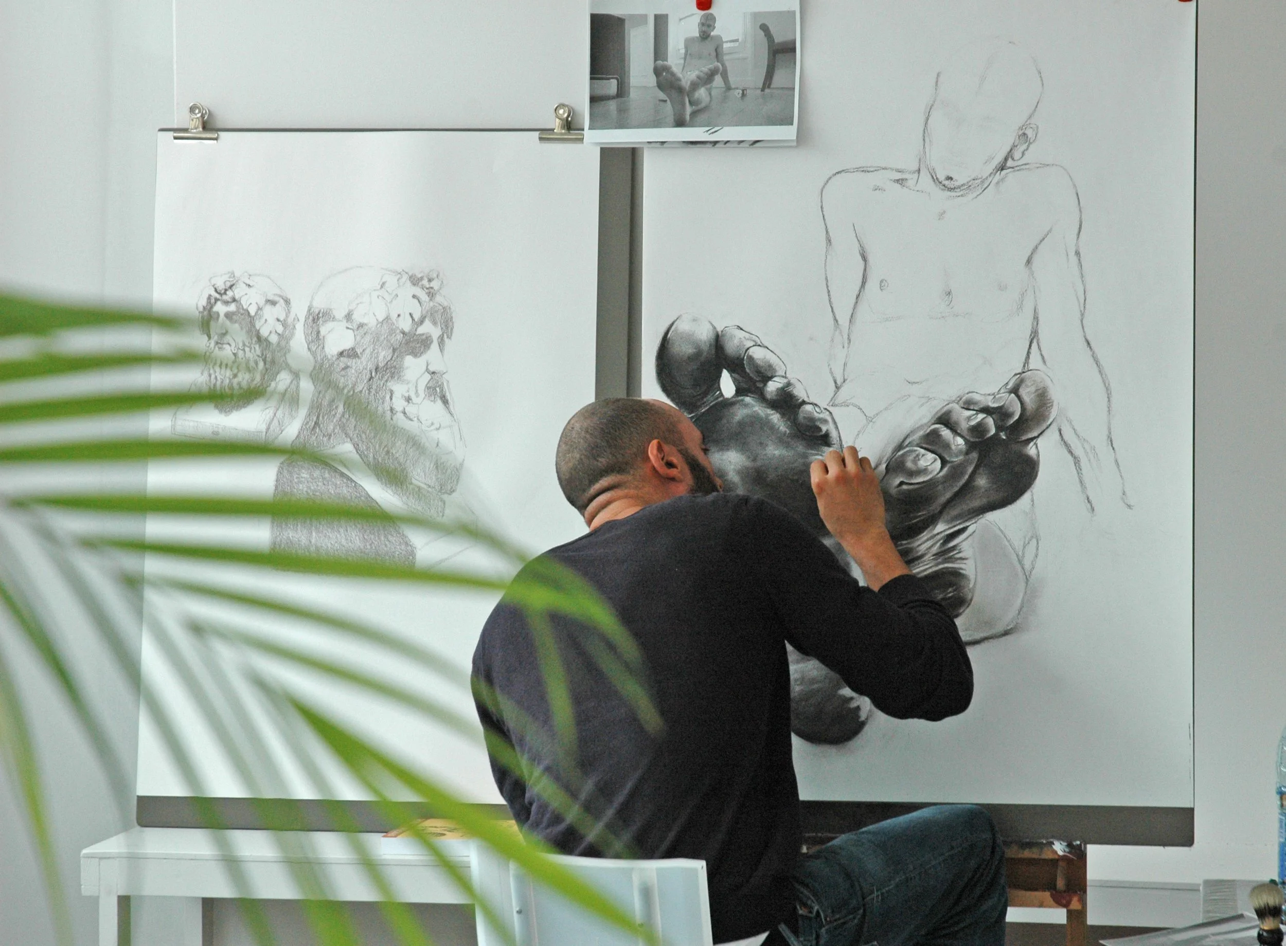 Atelier d’art à Laval : cadre intimiste et inspirant pour progresser en peinture et développer son langage artistique personnel.