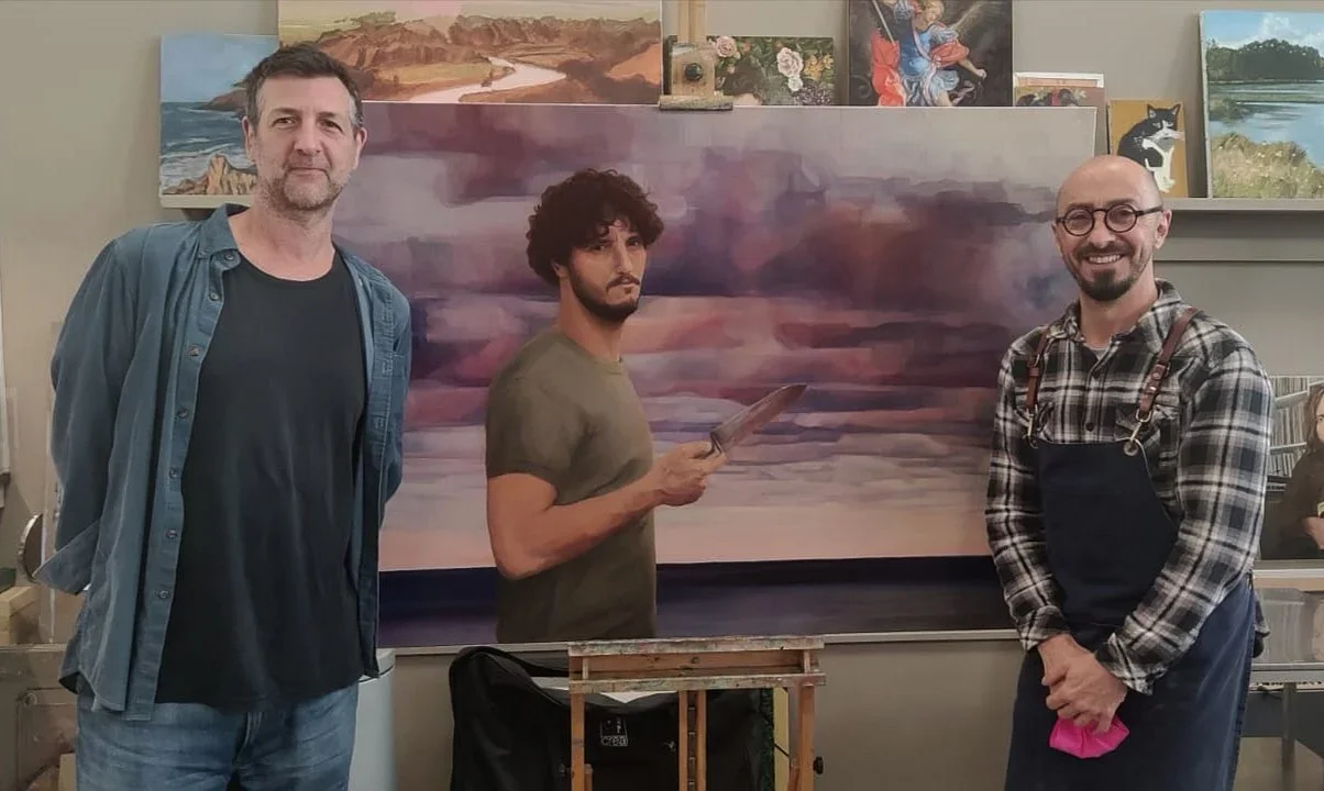 Œuvres d’élèves réalisées pendant les cours et stages de peinture à Laval, entre portraits, paysages et natures mortes.