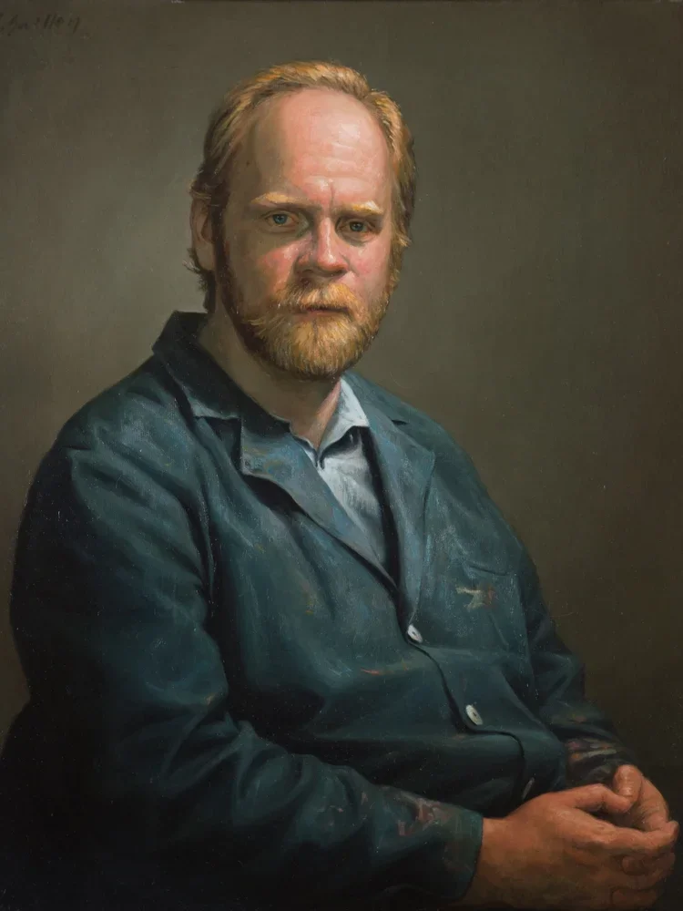 Portrait sur commande d’un homme barbu, travaillé en clair-obscur par Edgar Saillen. Ancien copiste au Louvre, il restitue ici la profondeur psychologique et la noblesse d’un tableau d’après photo, avec un rendu de musée inspiré de Rembrandt et du Ca