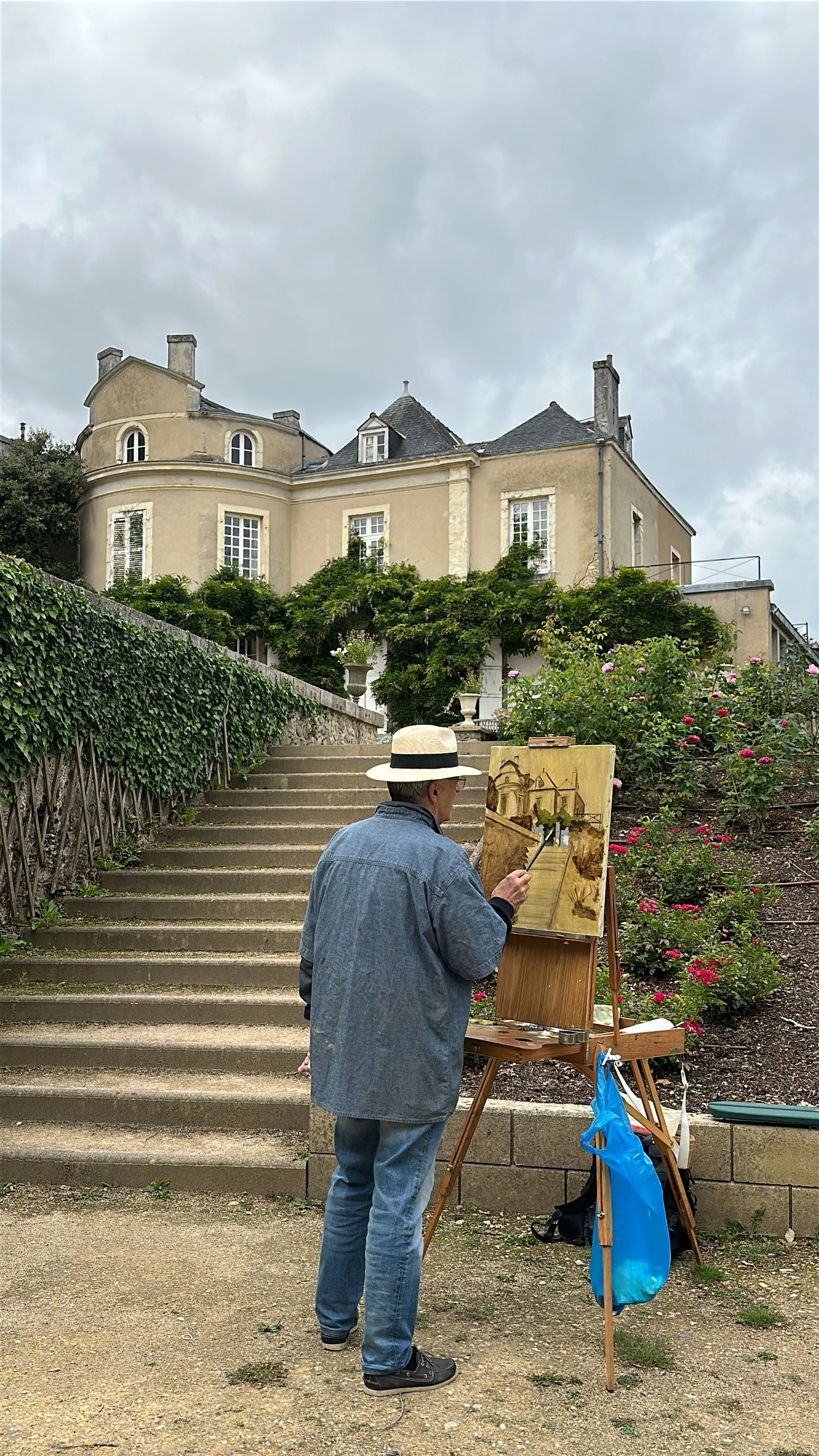 Étude de paysage sur les bords de la Mayenne, stage de peinture en plein air organisé par Edgar Saillen.