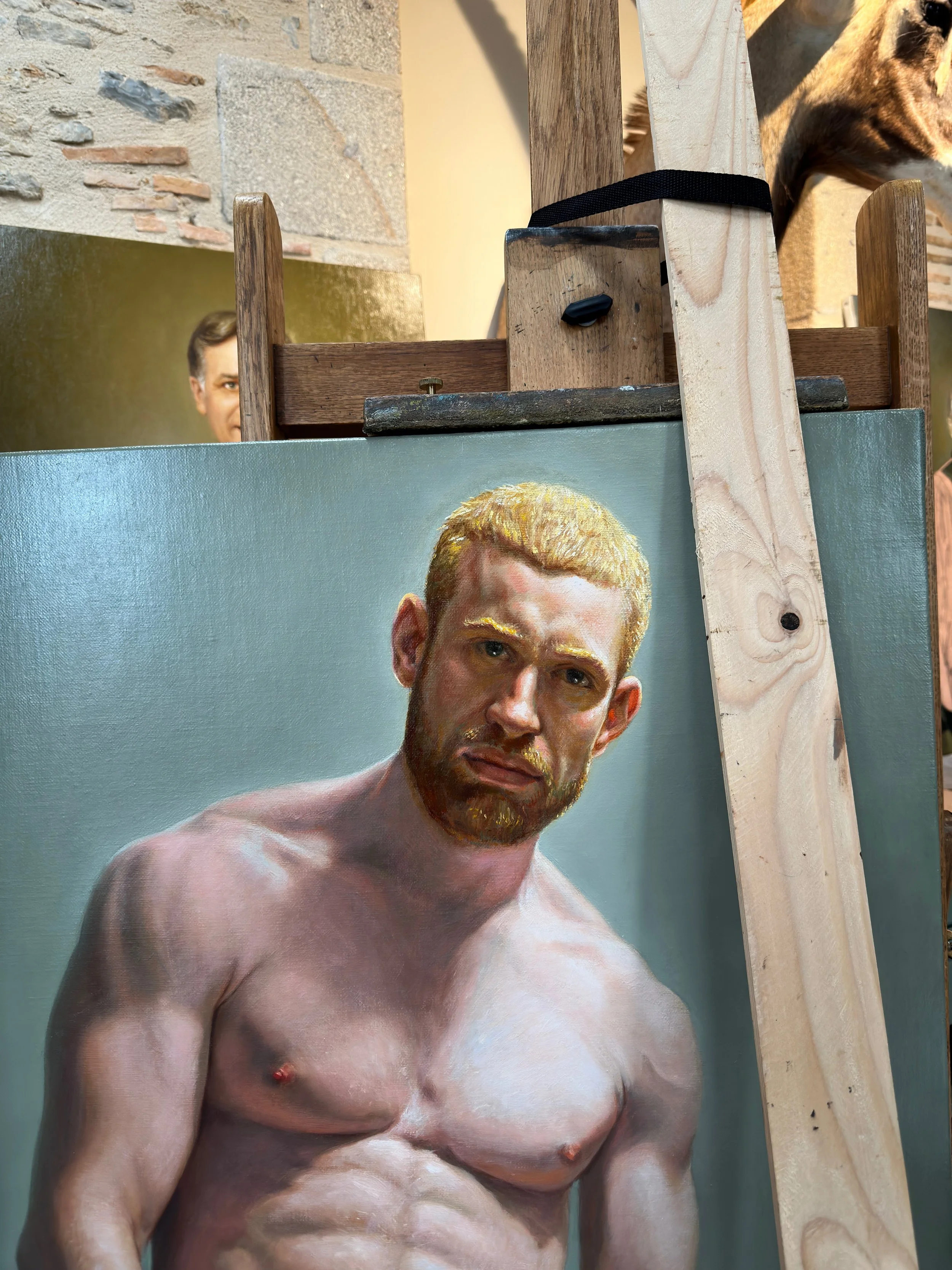 Travail d’étude académique du corps humain avec Edgar Saillen, stages de dessin et peinture à Montreuil.