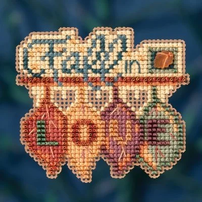 Mill Hill - Fall in Love MH18-1623 Beaded Cross Stitch Kit