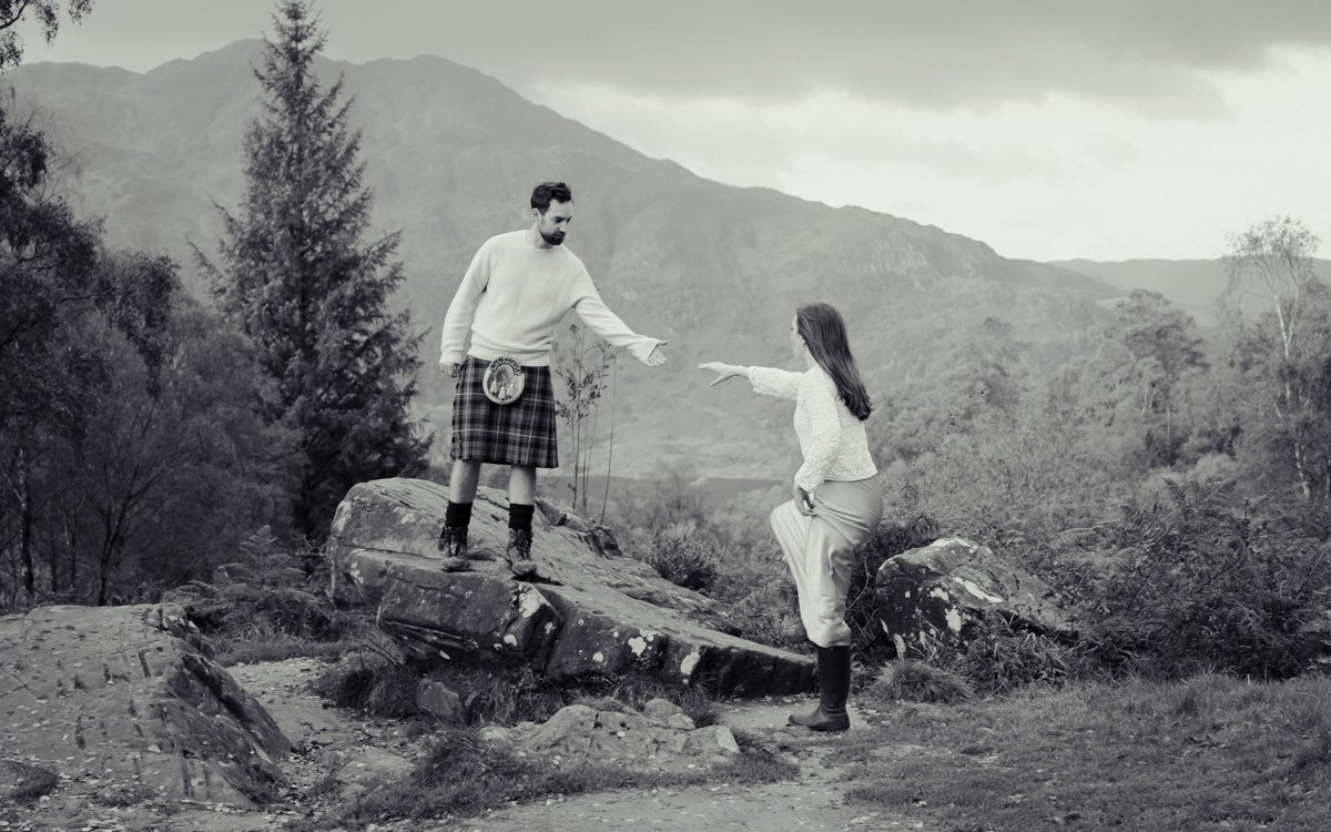 sunrise-hike-pre-wedding-photoshoot-outlander.jpg