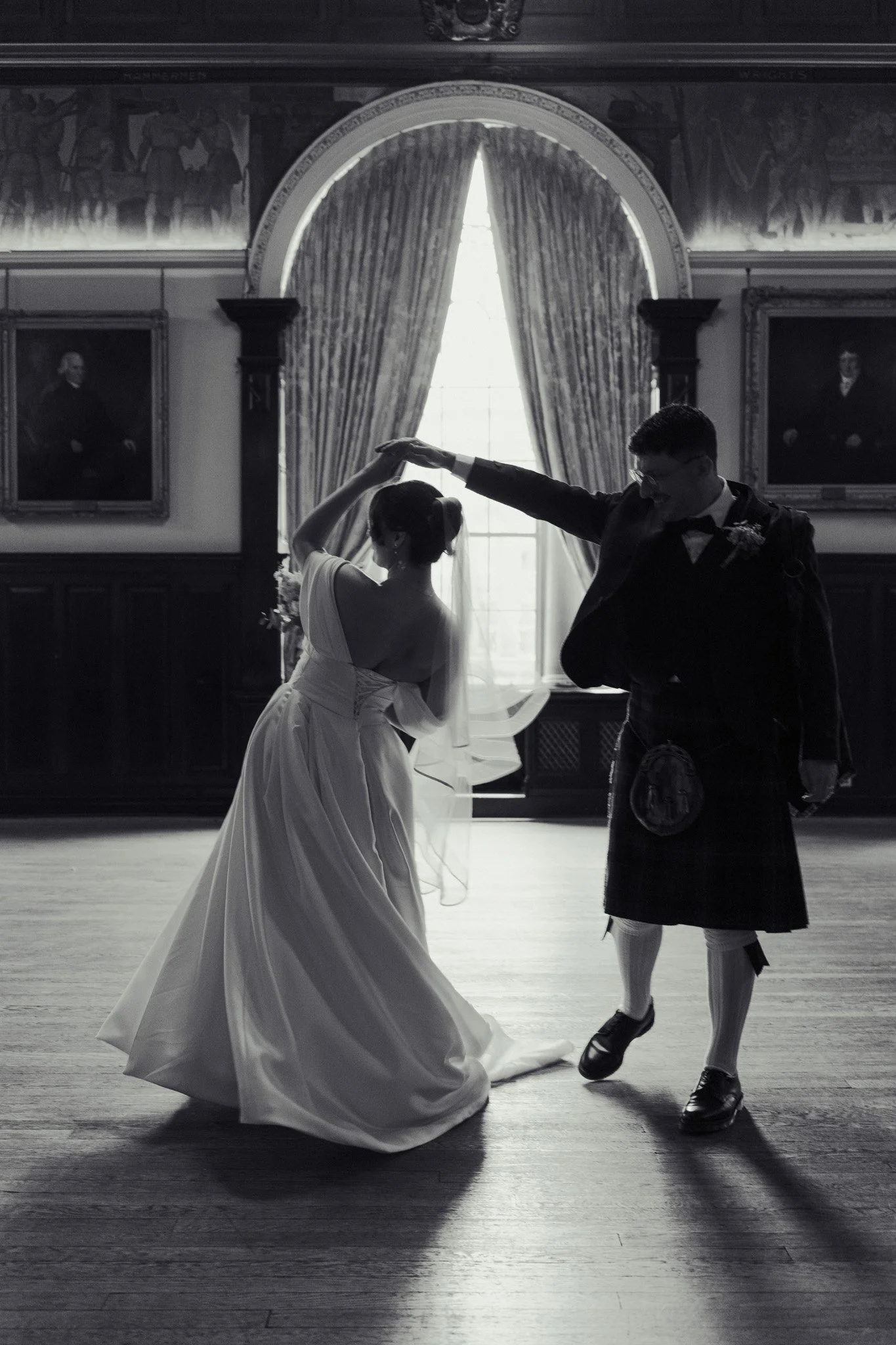 romantic-scotland-wedding-photography-vintage-hall.JPG