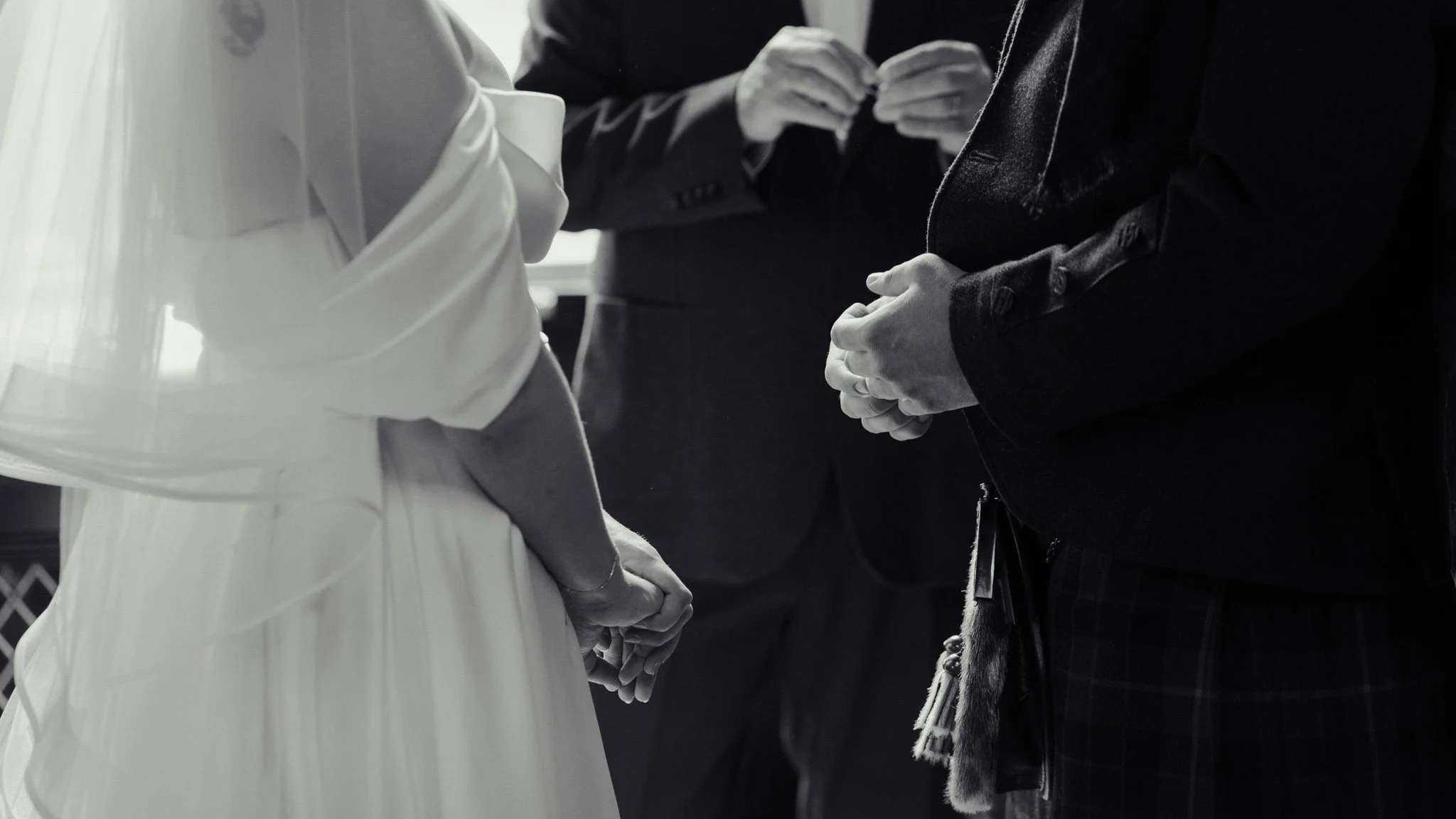 glasgow-city-wedding-photographer-vintage-film-inspired-details.JPG
