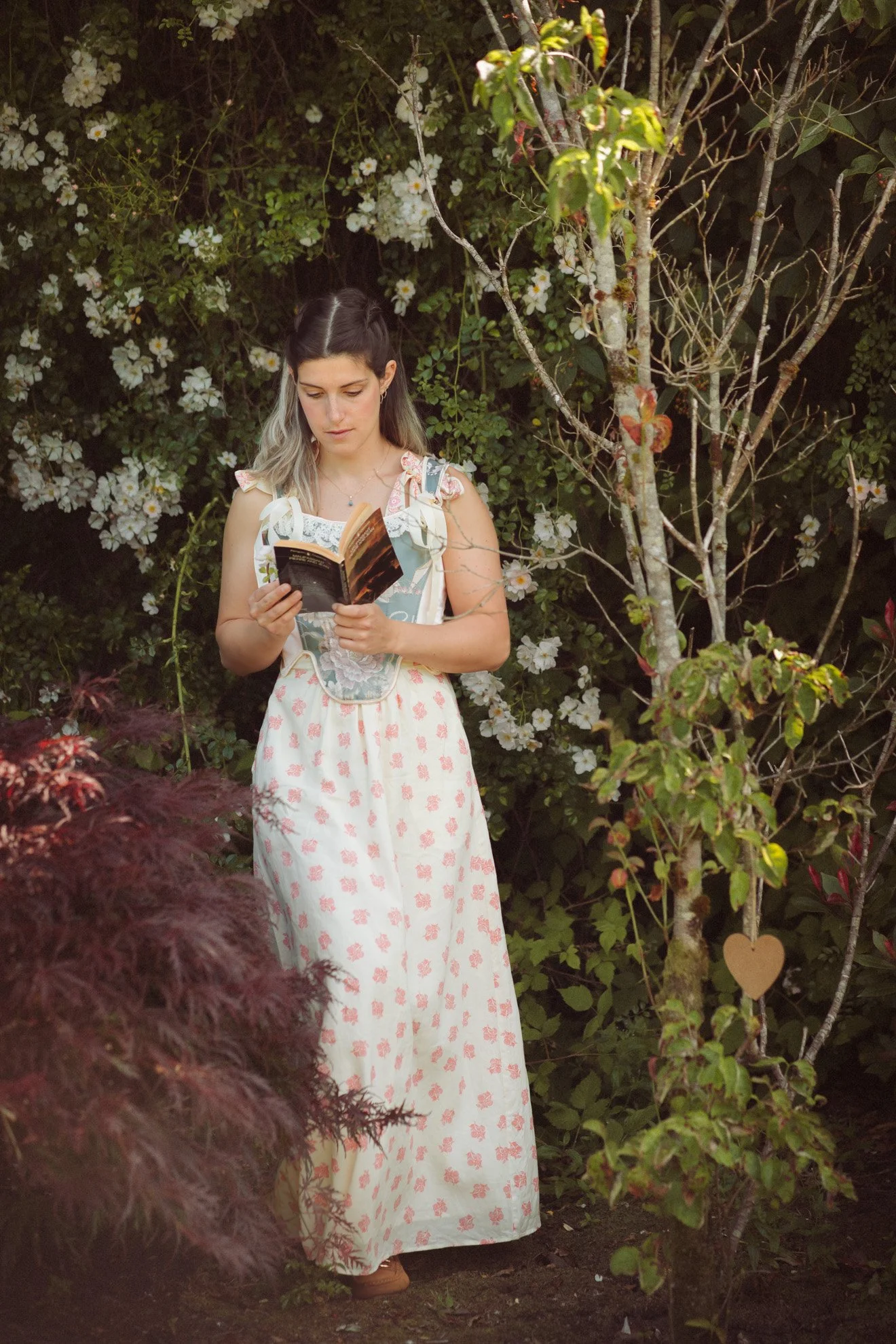 fine-art-portrait-reading-book..jpg