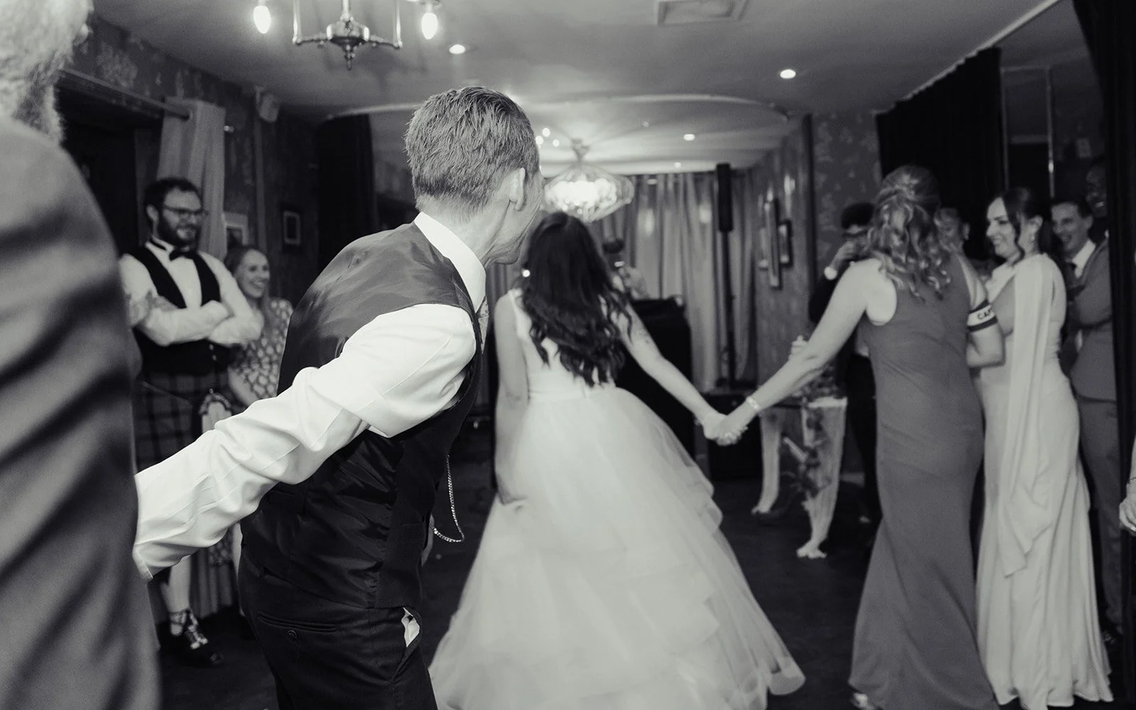 glasgow-wedding-dance-monochrome.jpg