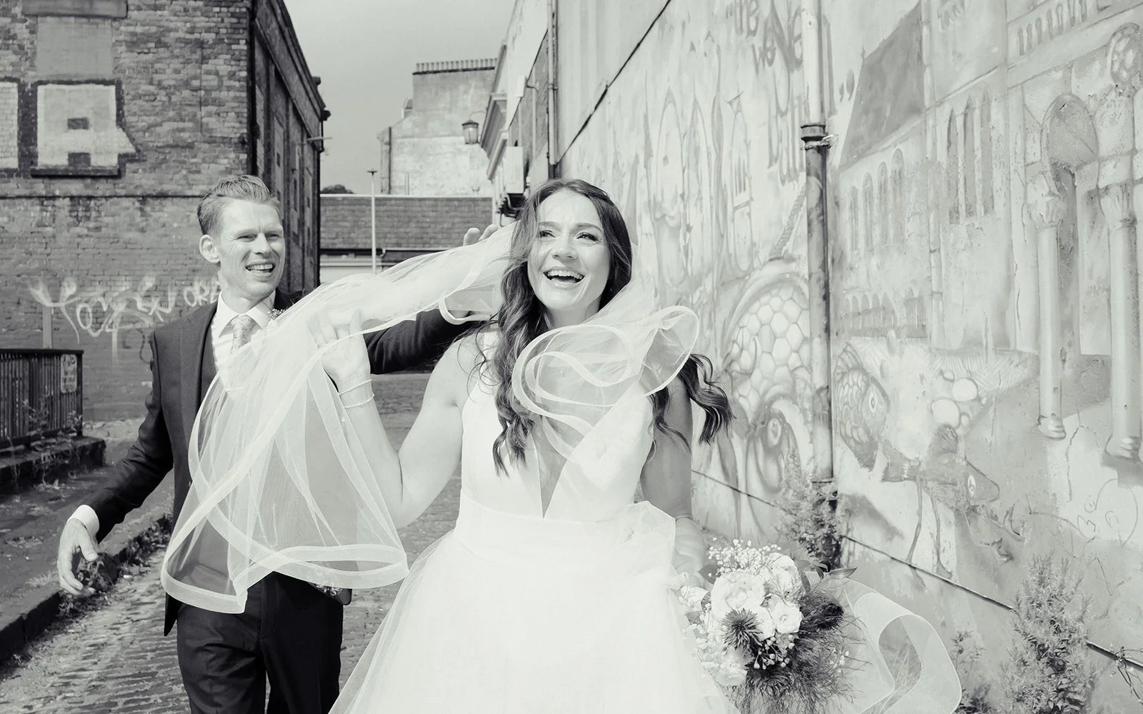 urban-wedding-photography-glasgow.jpg