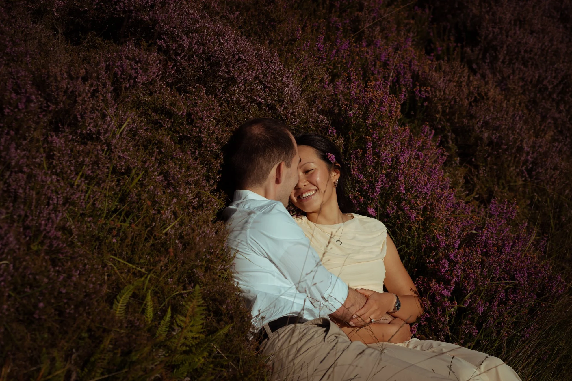 lake-district-couple-in-heather.jpg