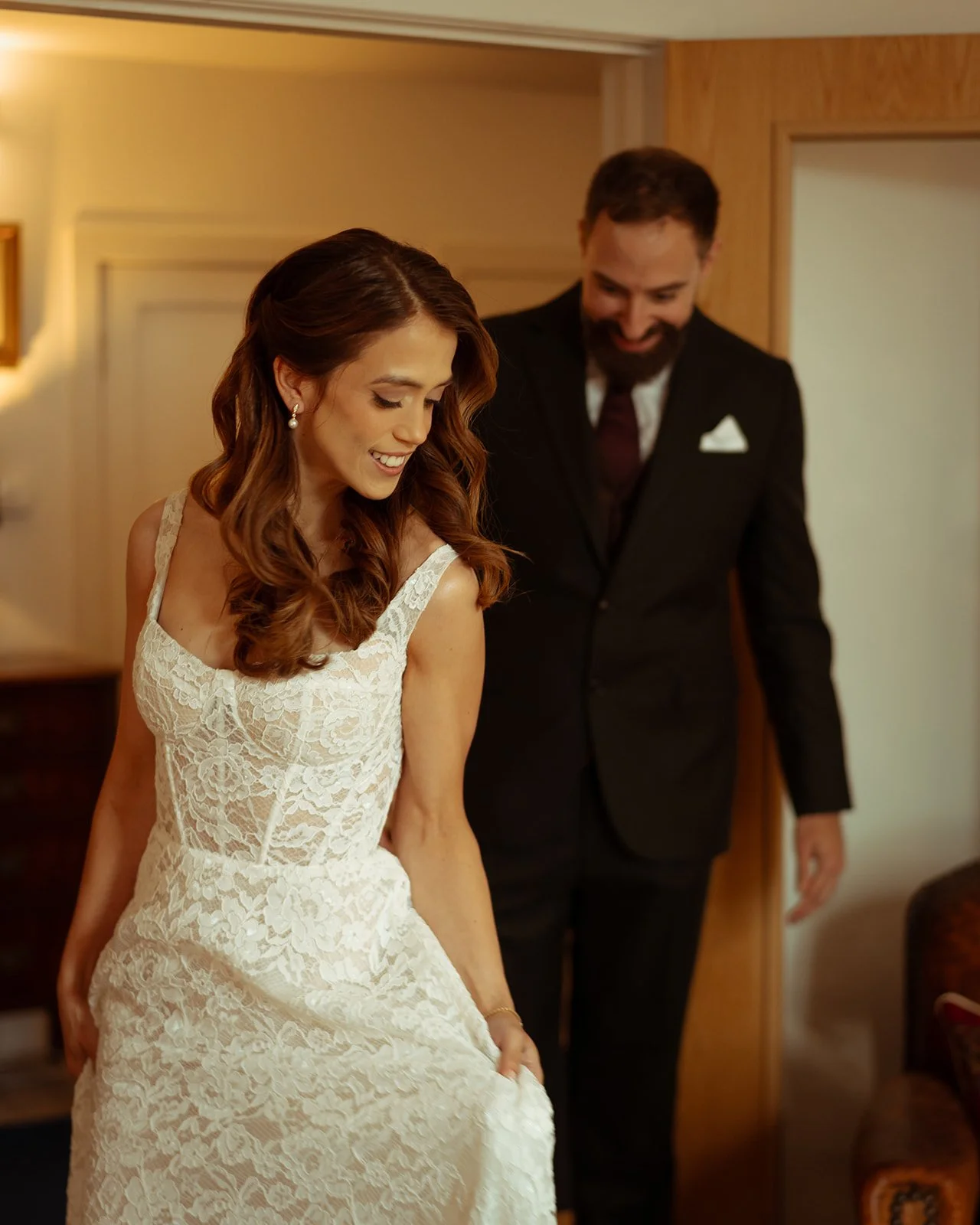 First-look-wedding-pictures.jpg