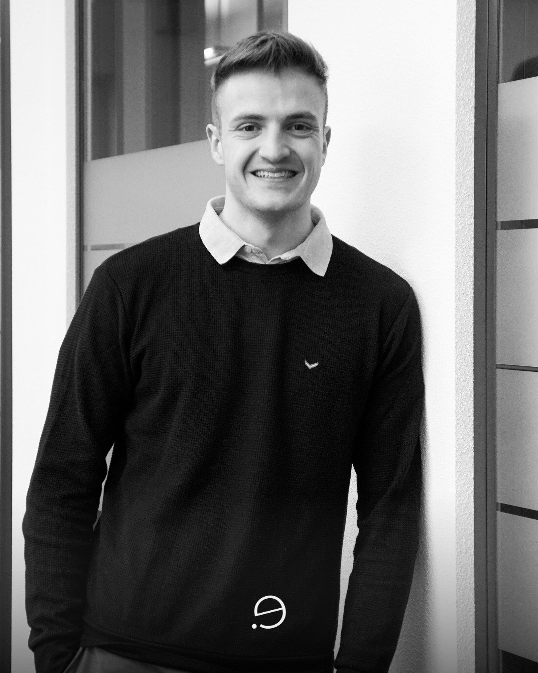 Sichtbarkeit ist kein Zufall.
Sie beginnt mit deinem Auftritt.

#businessbilder #personalbranding #klarstattlaut