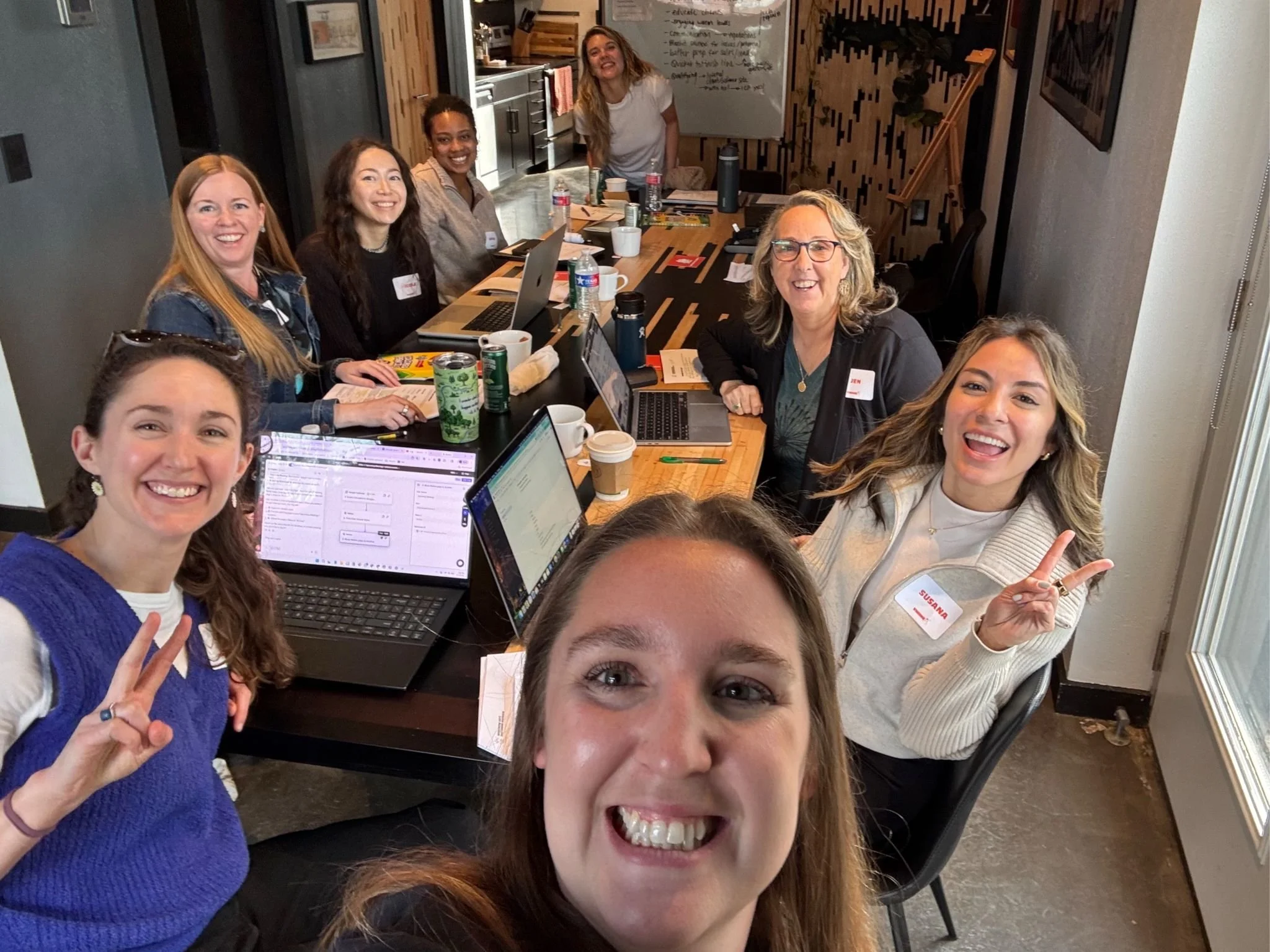 Sara Loretta LinkedIn.jpeg