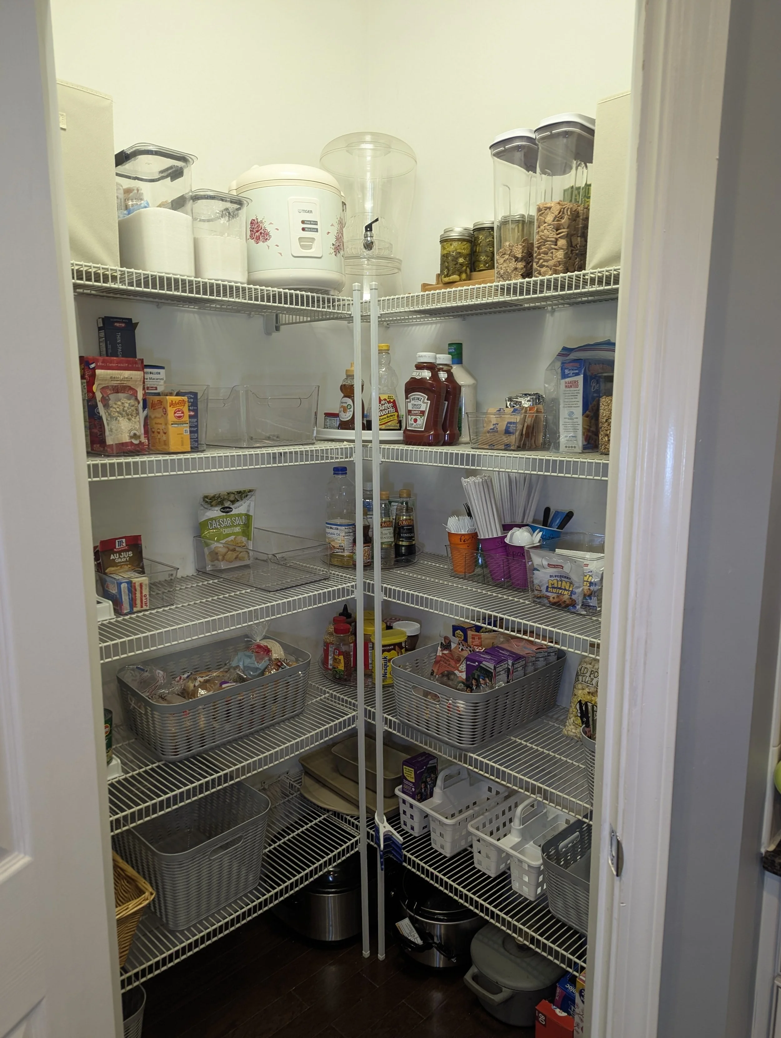 after - pantry middle.jpg