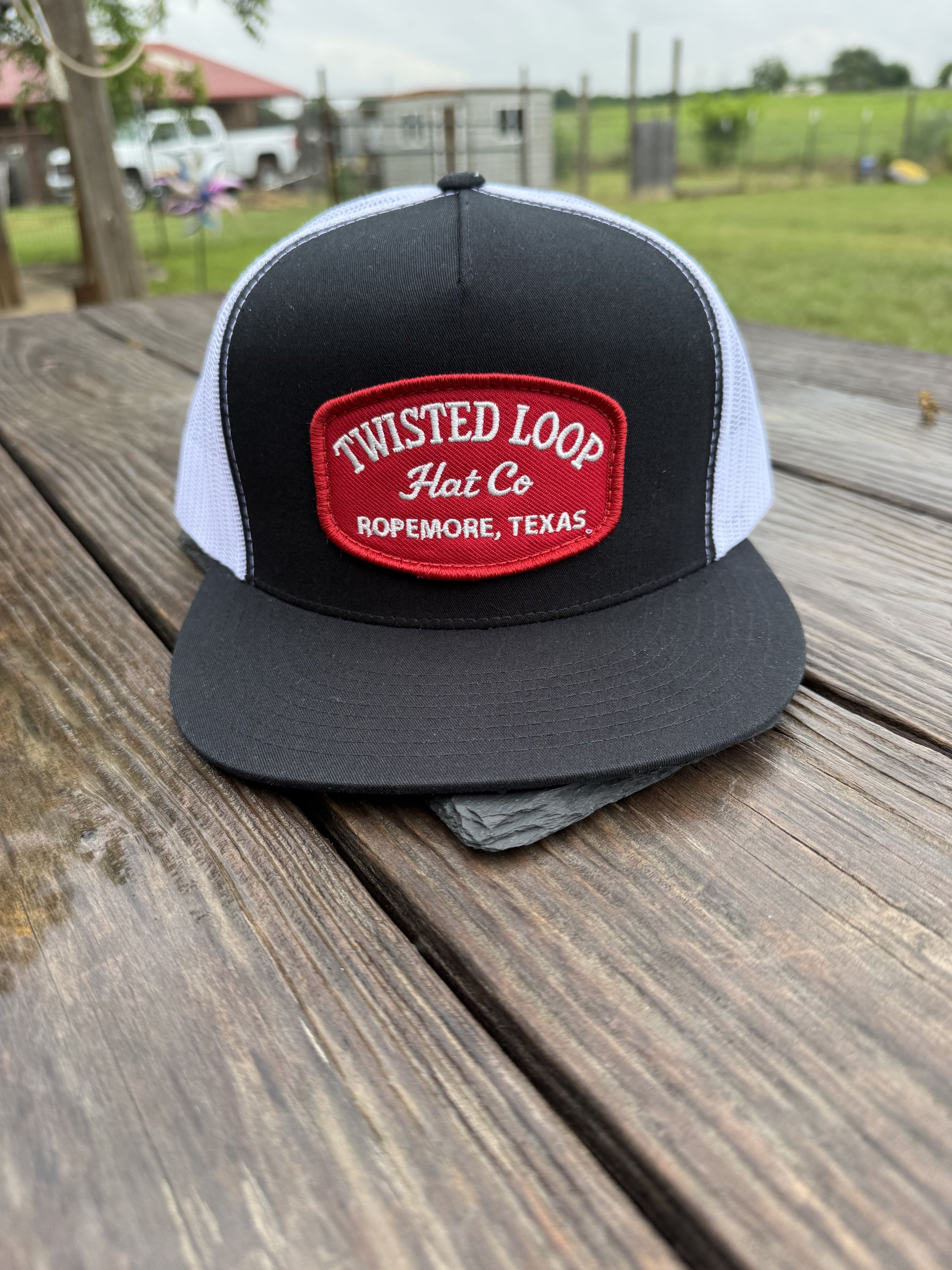 Twisted Loop Flatbill Collection