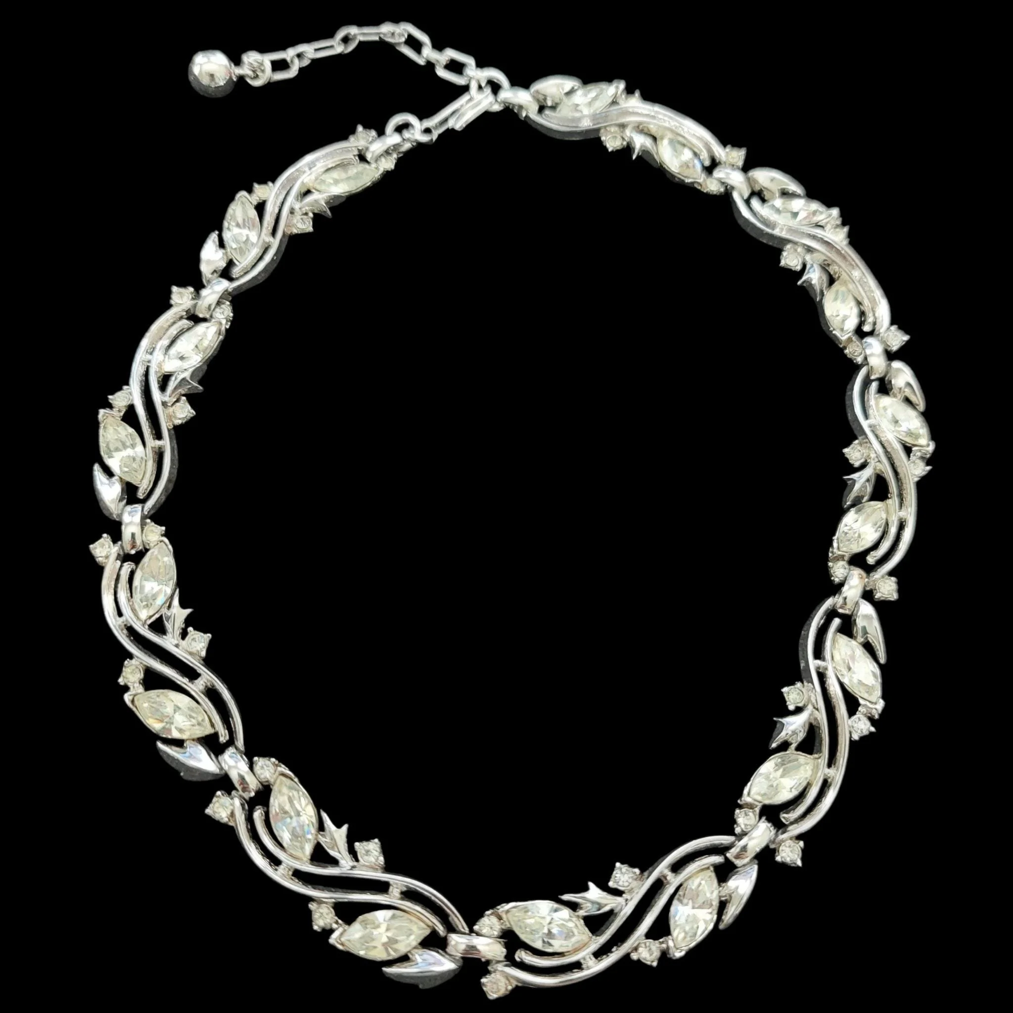 Vintage Trifari Mid-Century Exquisite Necklace