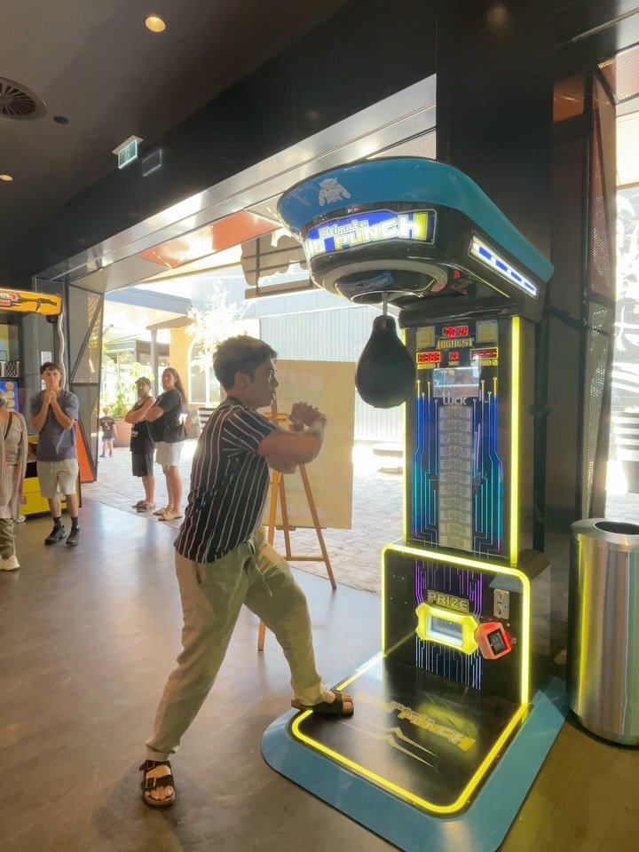 11/1 - Happy Birthday Donny, este Daniel pala 😁 @danielhabab  Hope you enjoyed your day! 🎂🎉