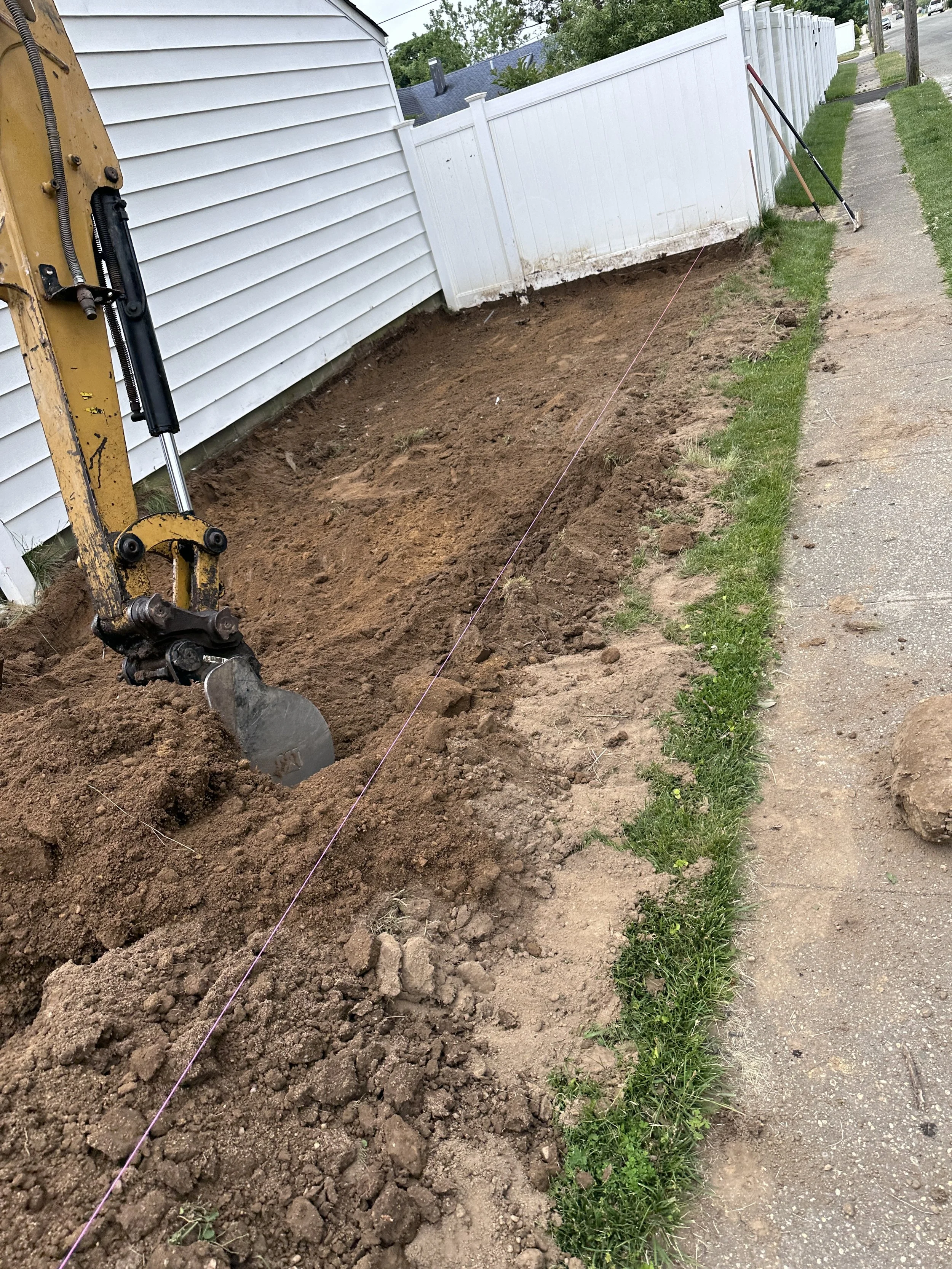 Lindenhurst, NY - Driveway Demo & Stone Pad Installation | High Idle Excavation