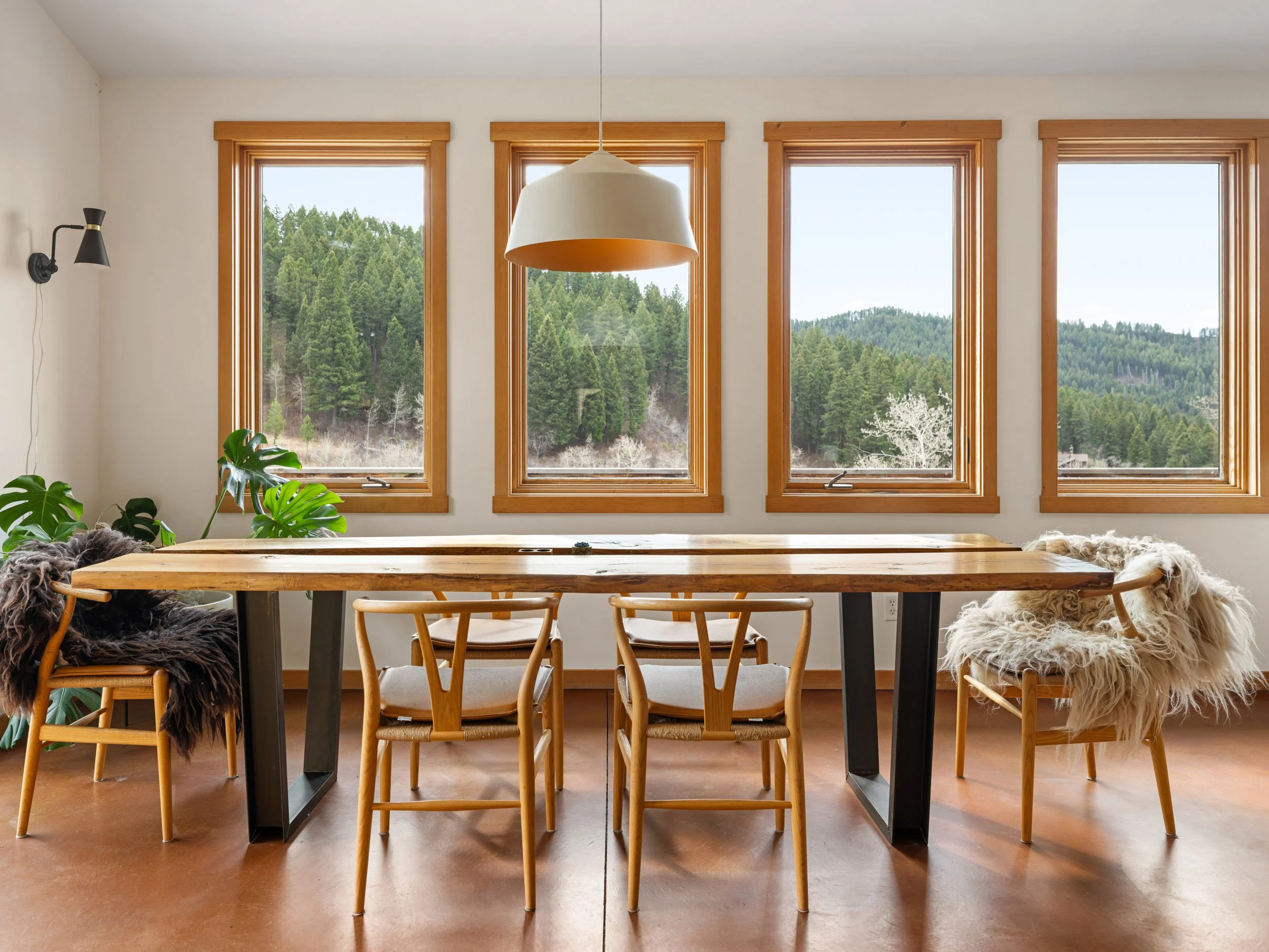 3-1 - Dining 210upperkellycreek_interior-6.jpg