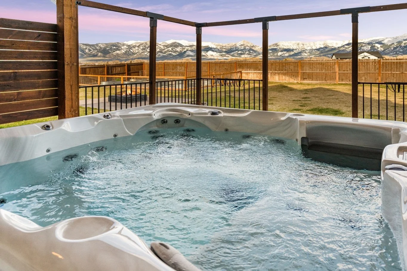 This exceptional Ryen Glenn home is perfectly positioned to capture sweeping, protected panoramic views of the Bridger Mountains. 🌄

Backing to dedicated community open space, this property is full of curb appeal and sits on nearly half an acre of m